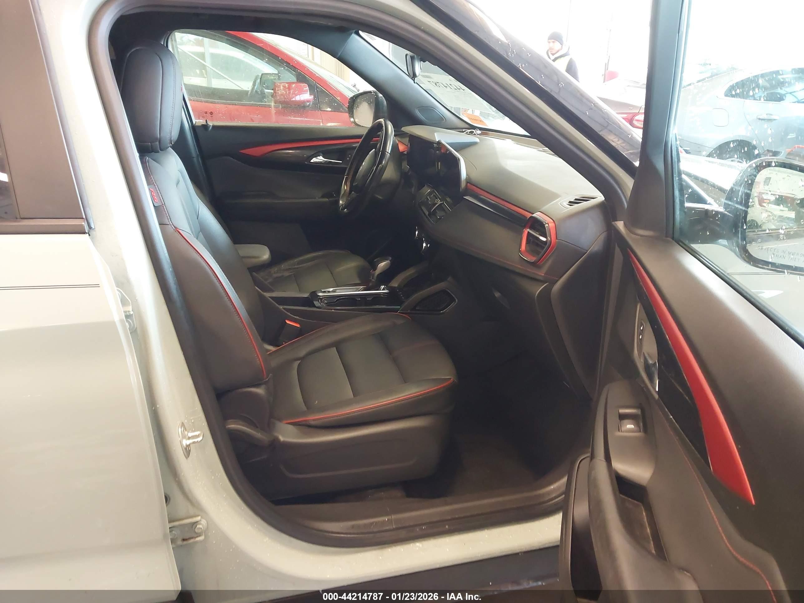CHEVROLET TRAILBLAZER image 5
