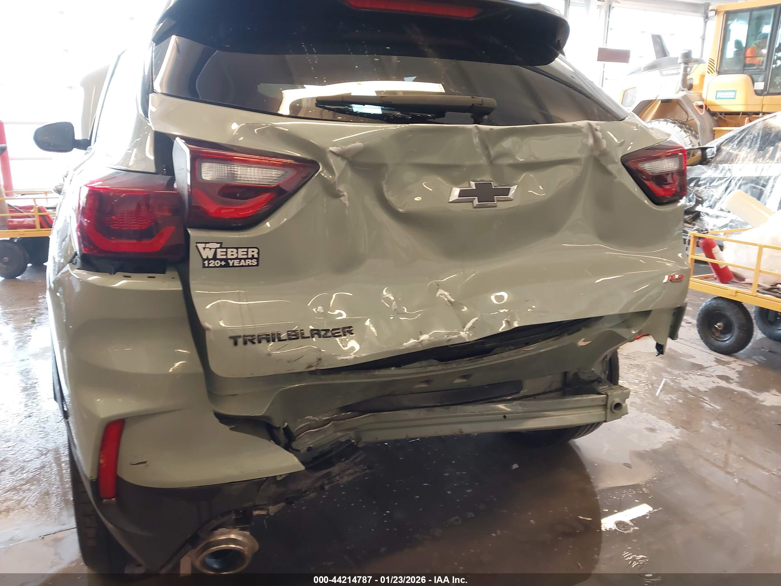CHEVROLET TRAILBLAZER image 6