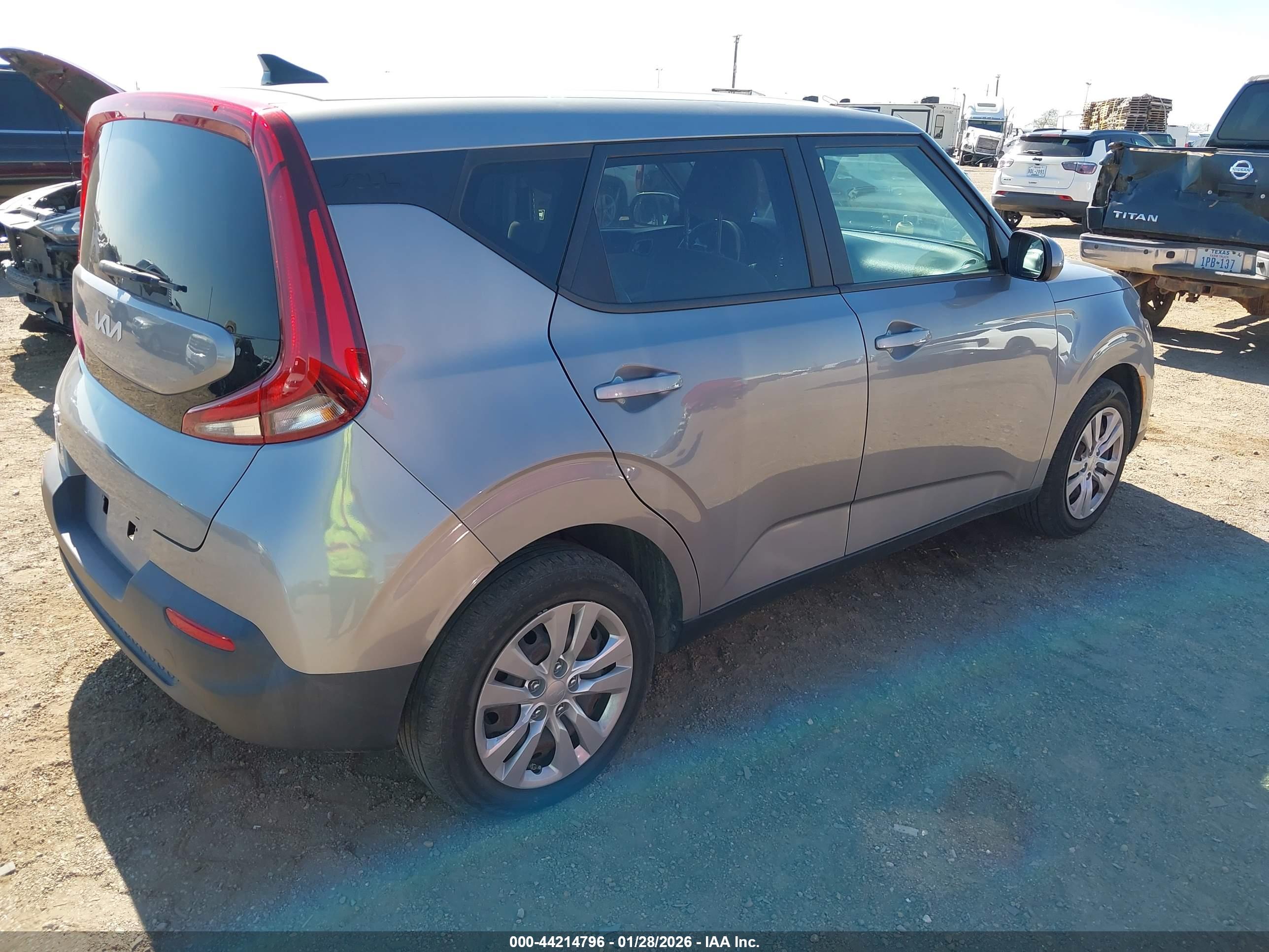 KIA SOUL image 4