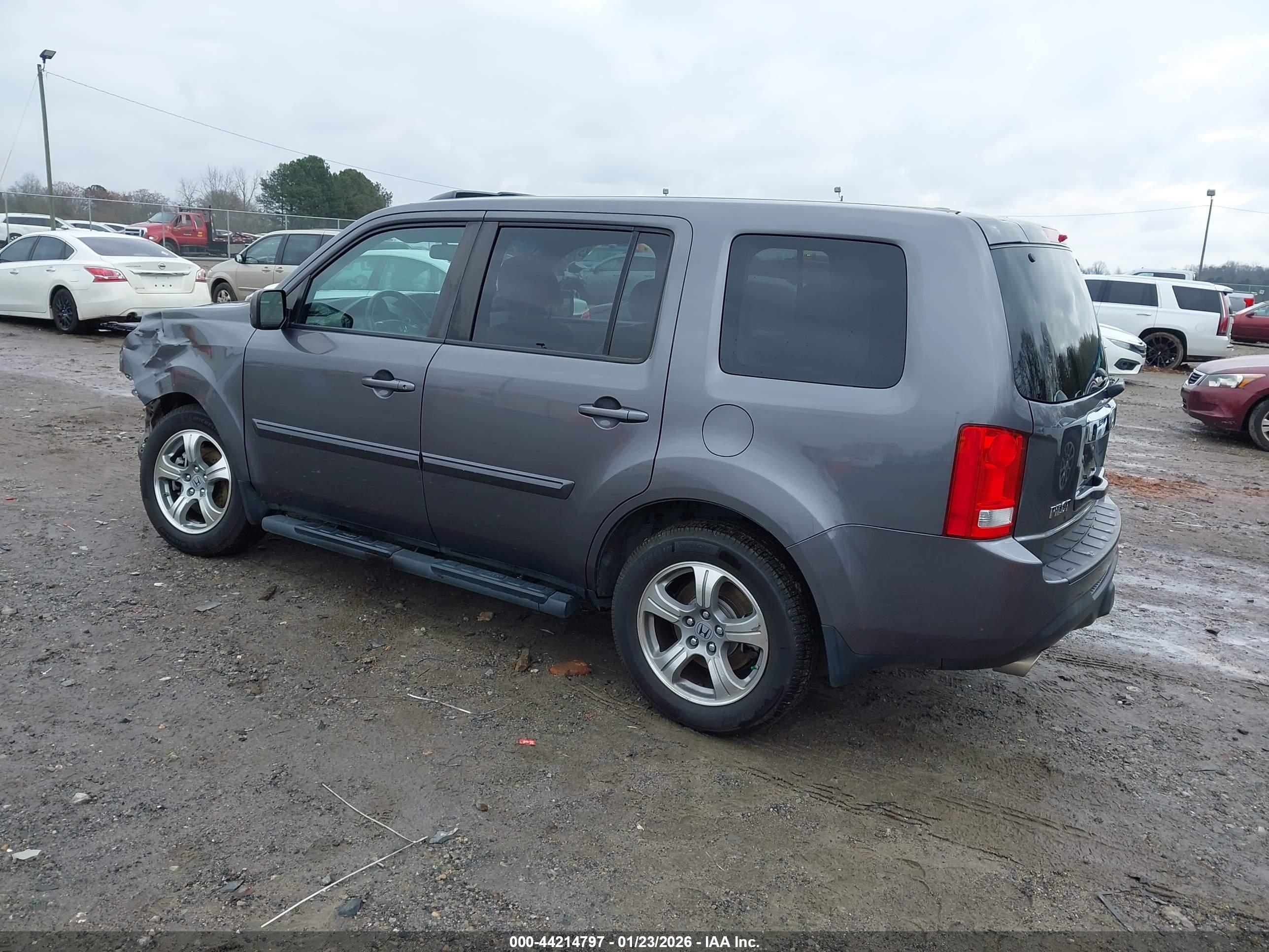 HONDA PILOT image 3