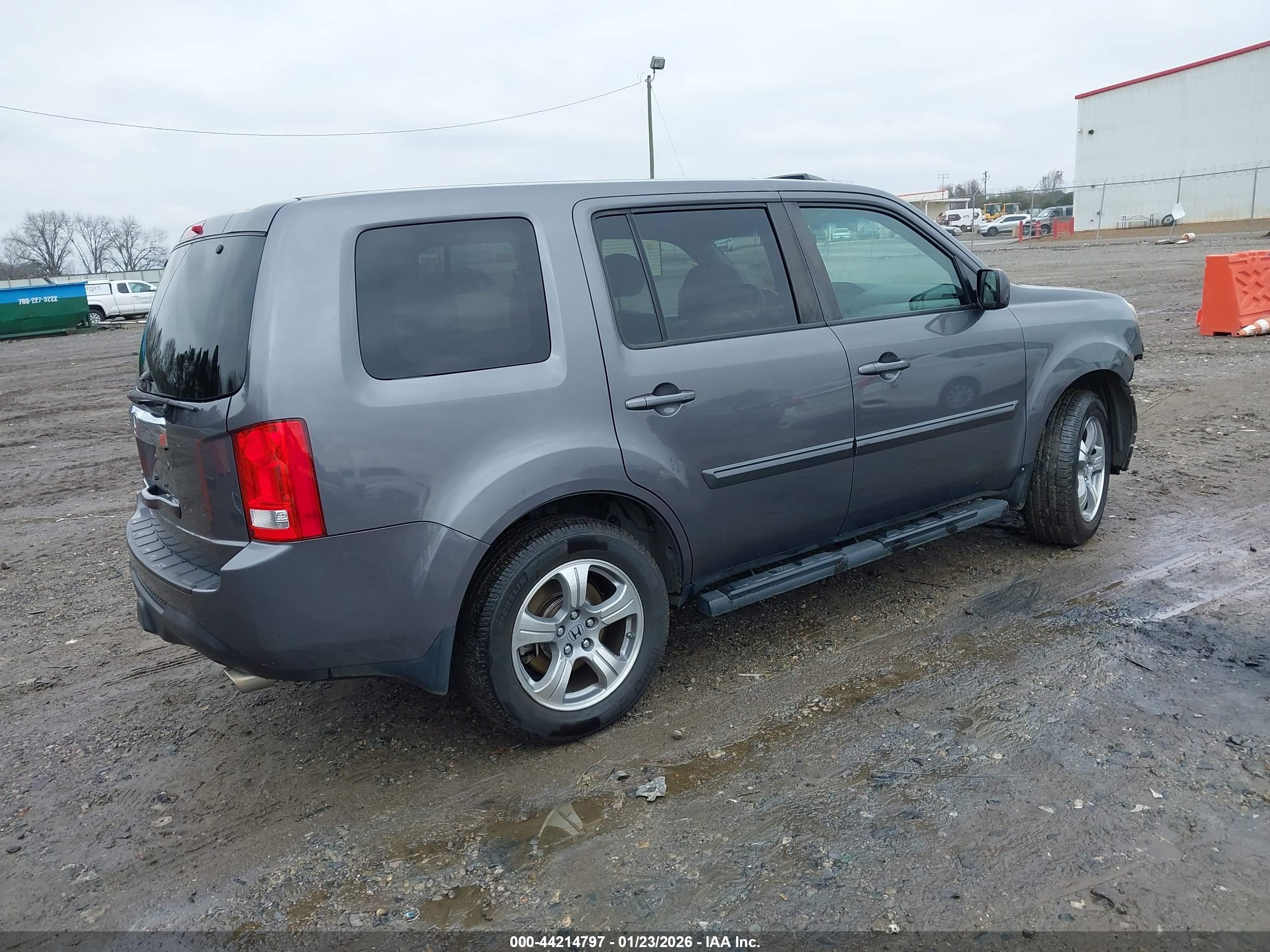 HONDA PILOT image 4