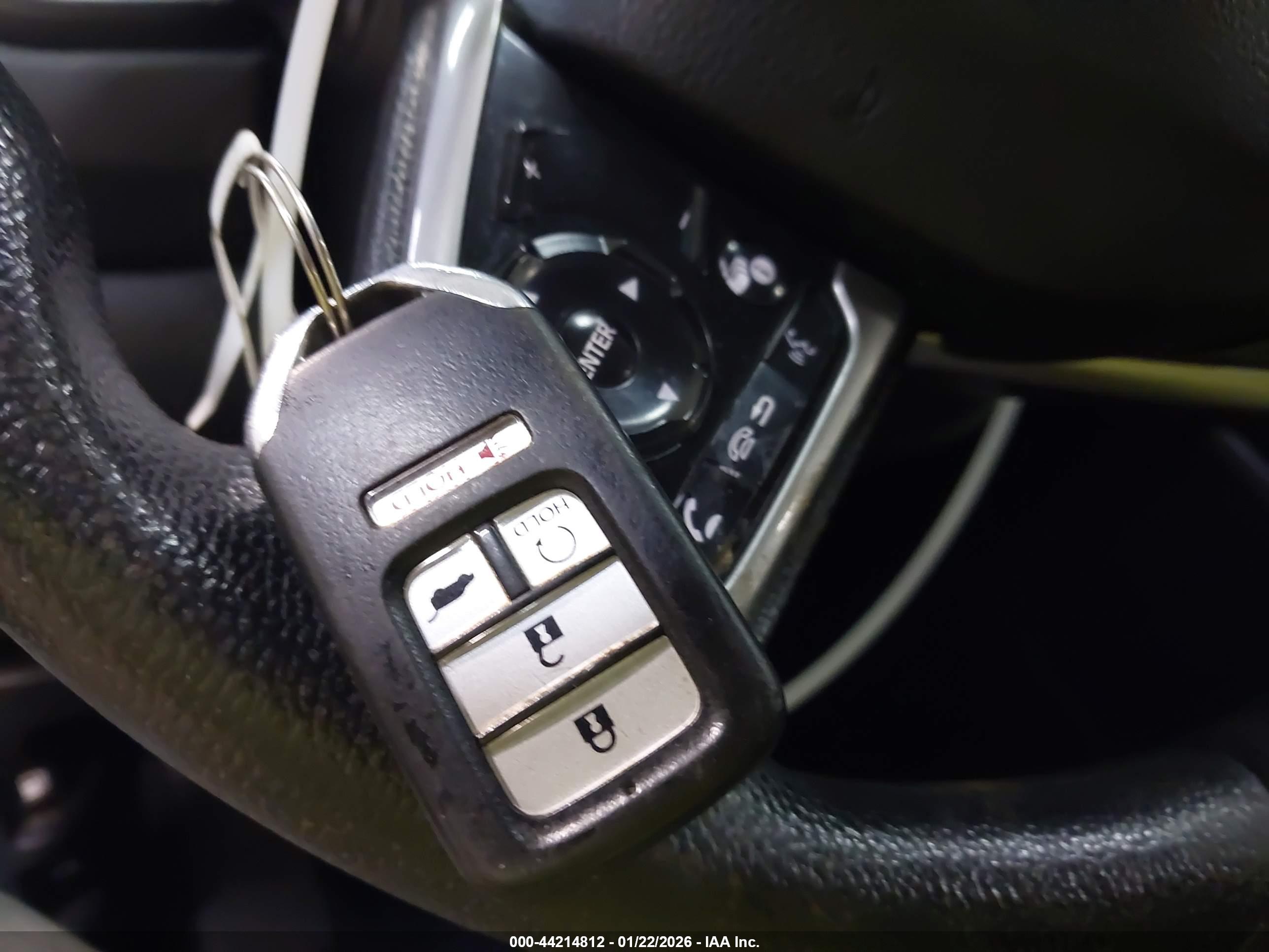 HONDA CR-V image 11