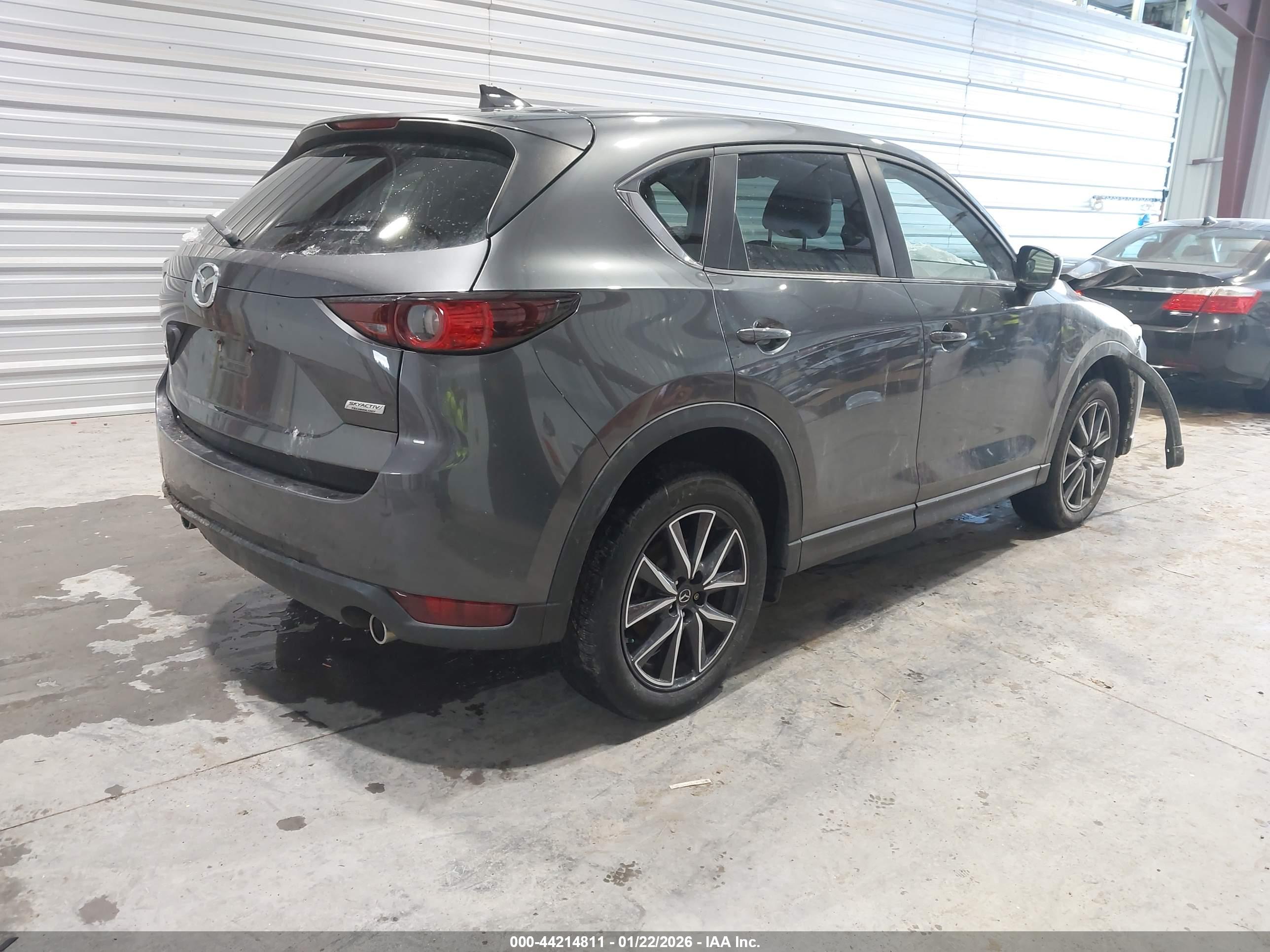 MAZDA CX-5 image 4