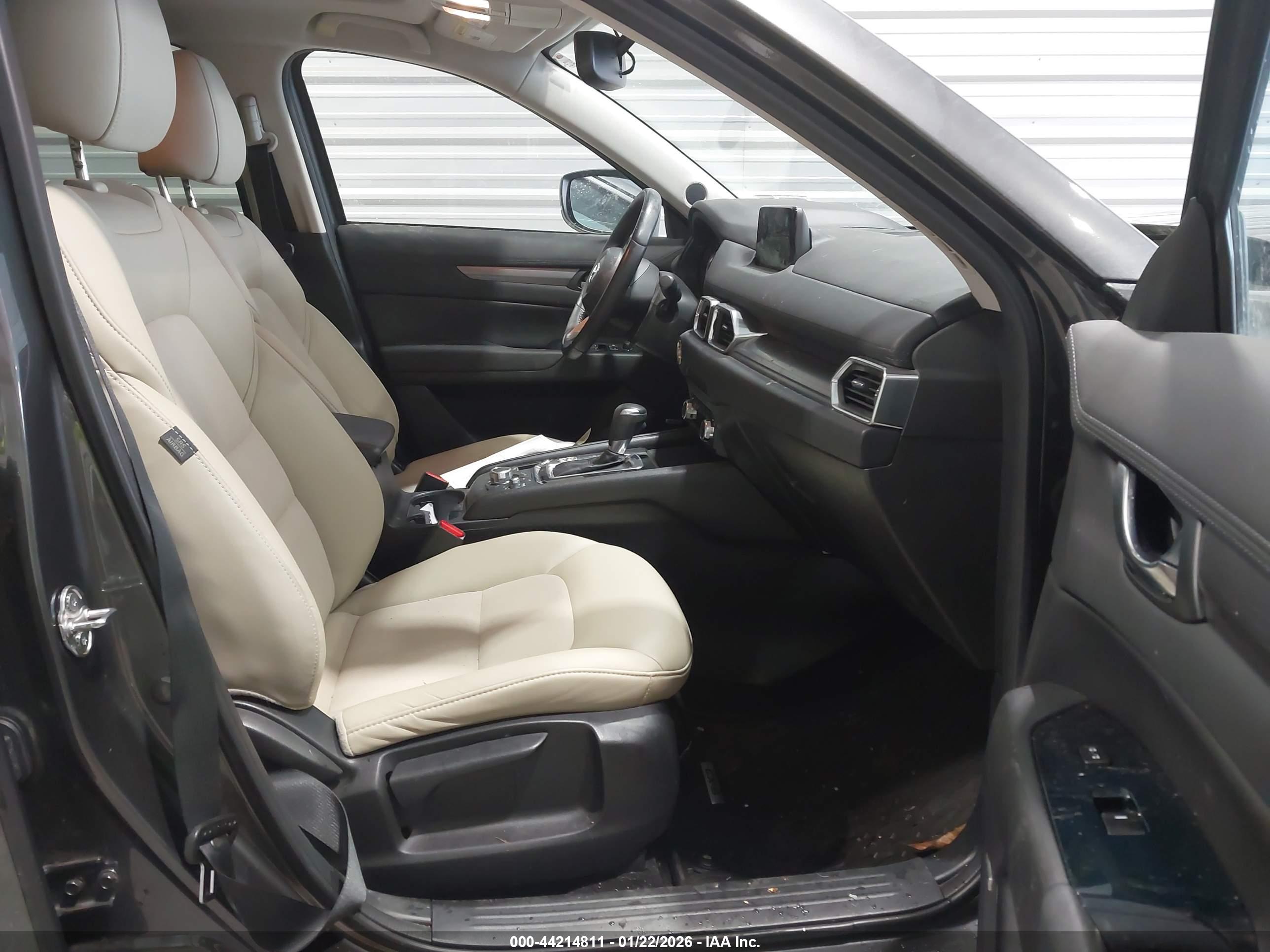 MAZDA CX-5 image 5