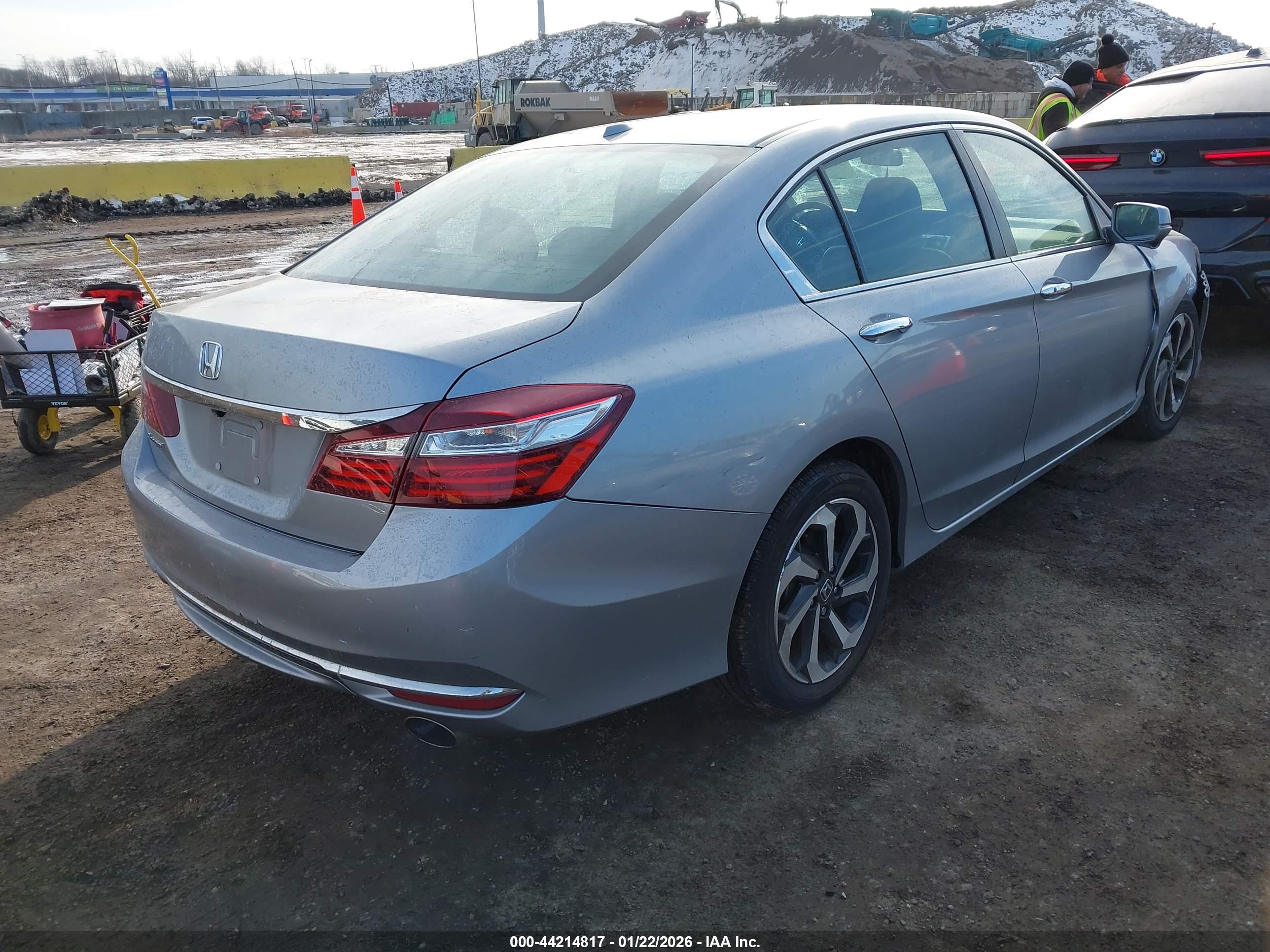 HONDA ACCORD image 4