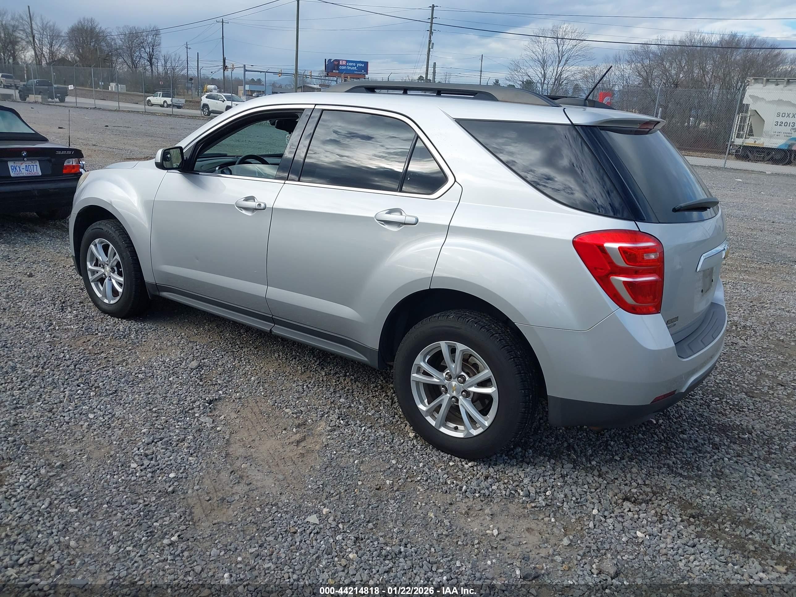 CHEVROLET EQUINOX image 3