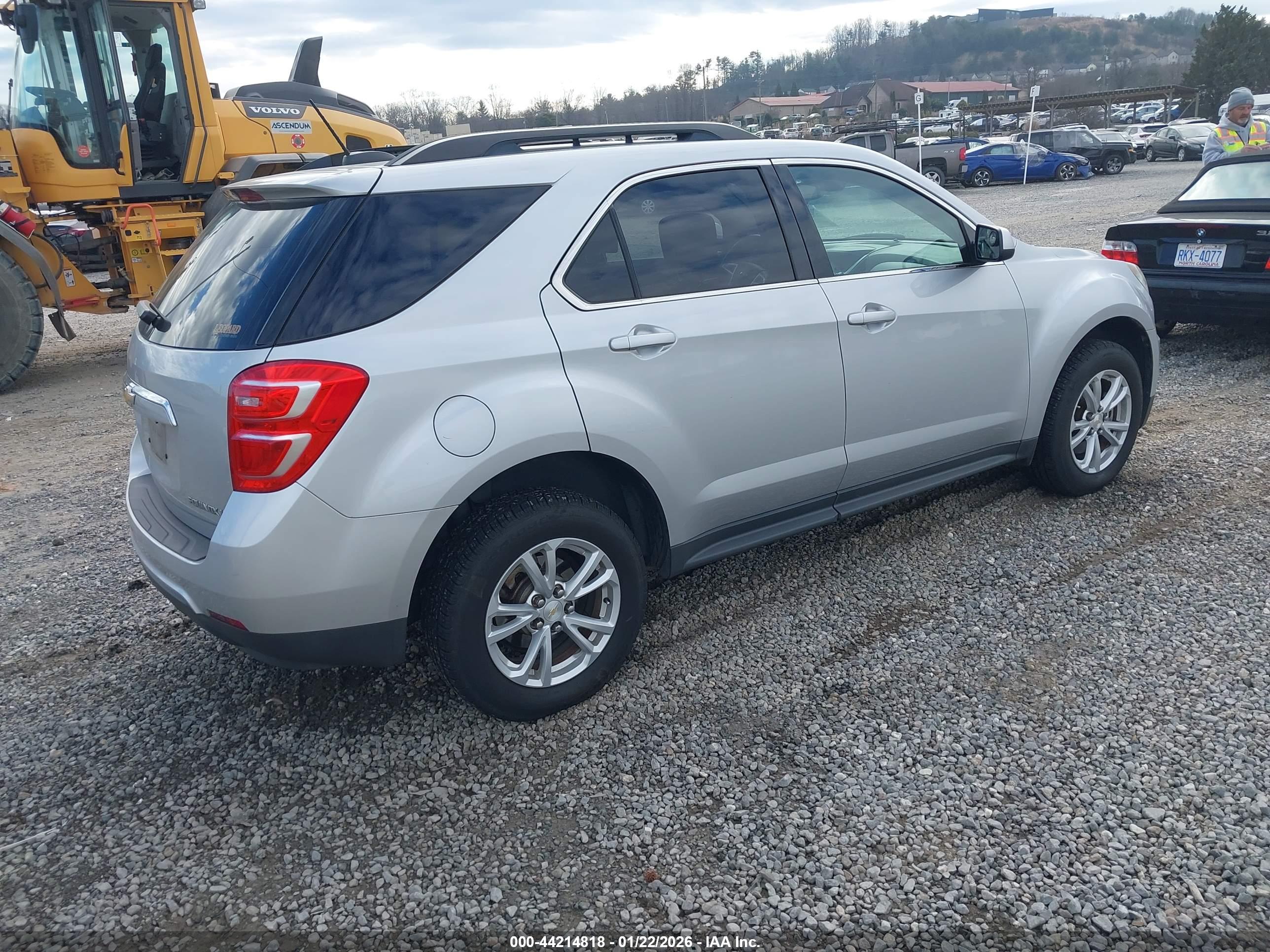 CHEVROLET EQUINOX image 4