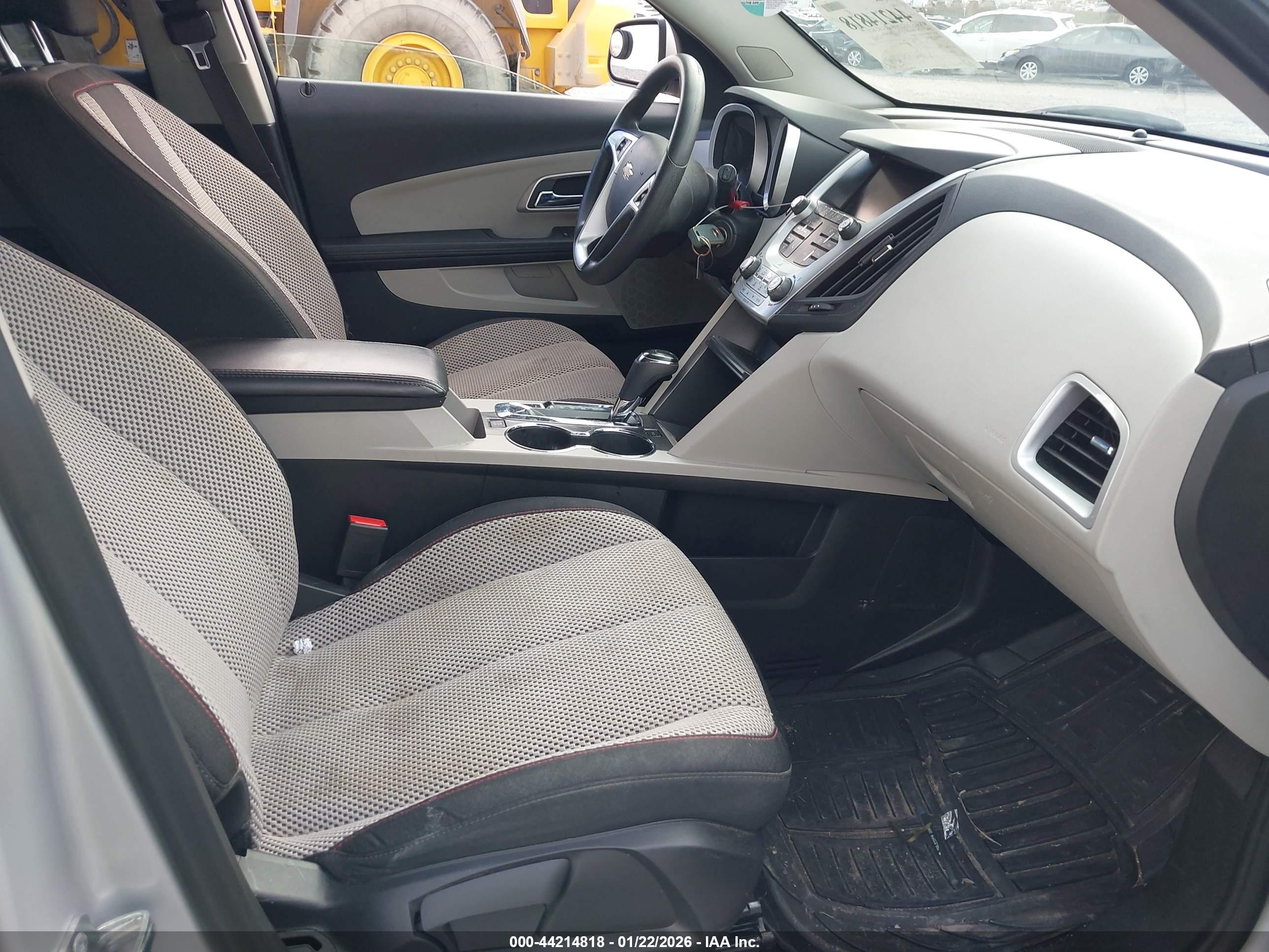 CHEVROLET EQUINOX image 5