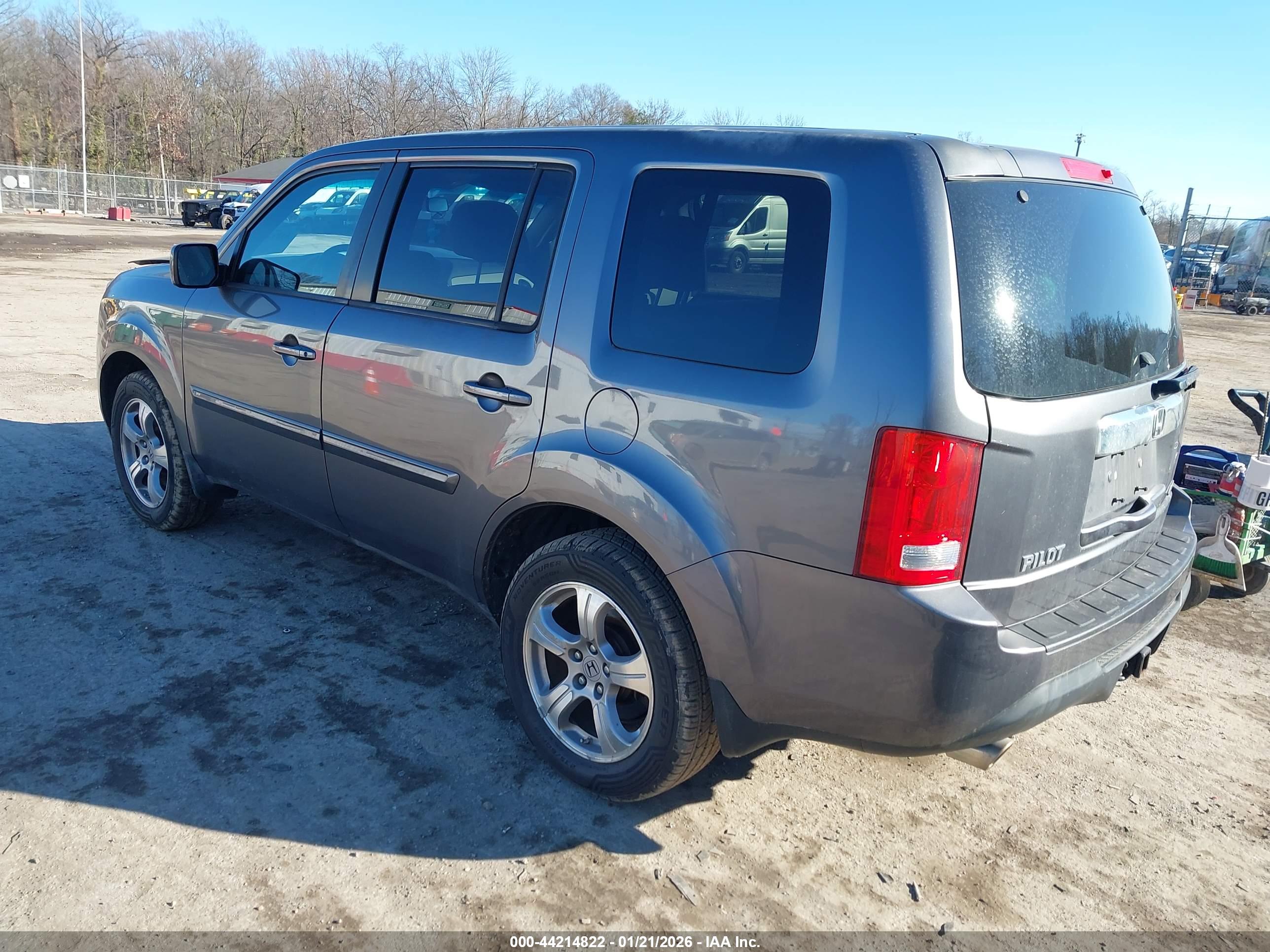 HONDA PILOT image 3