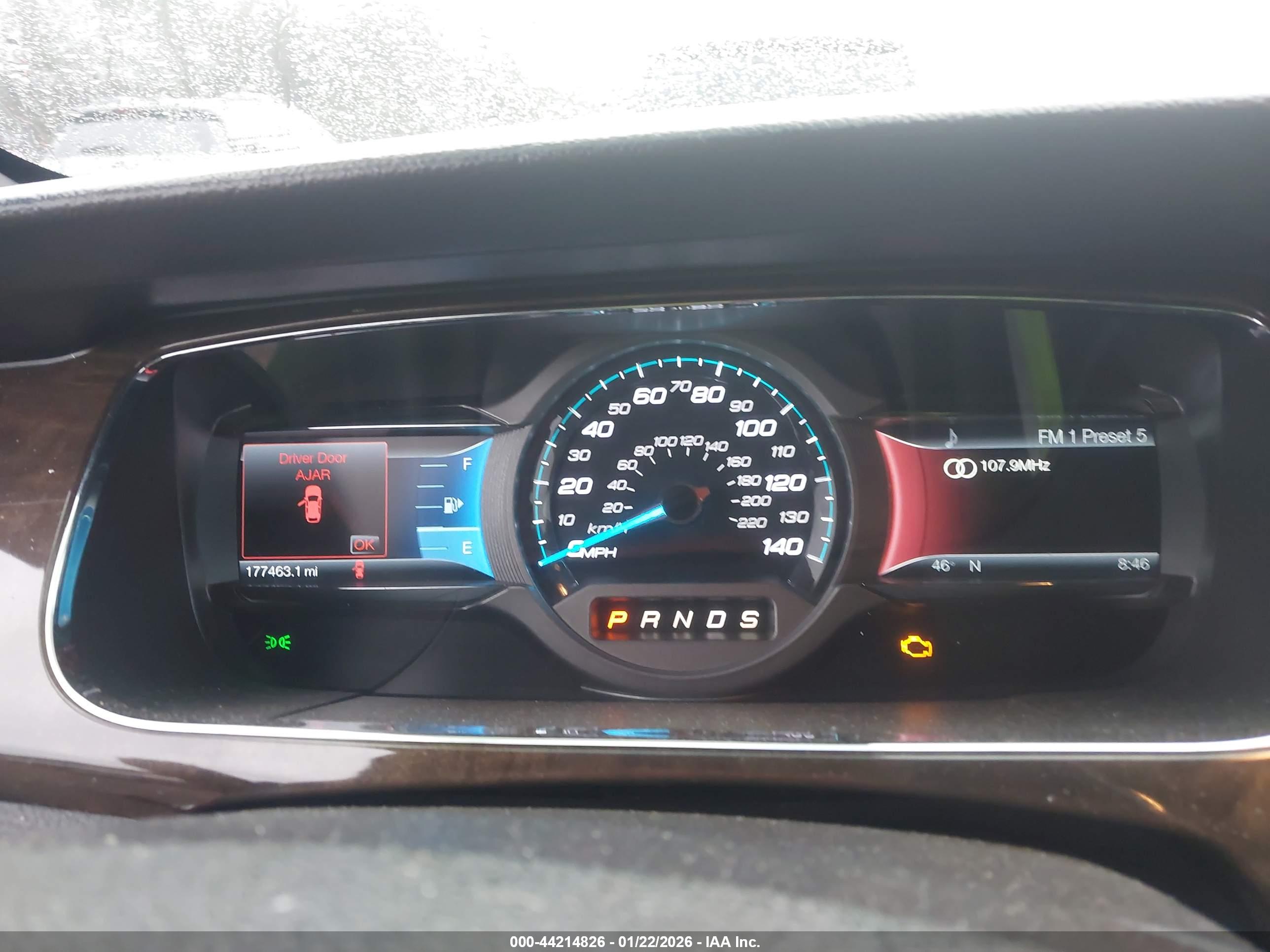 FORD TAURUS image 7