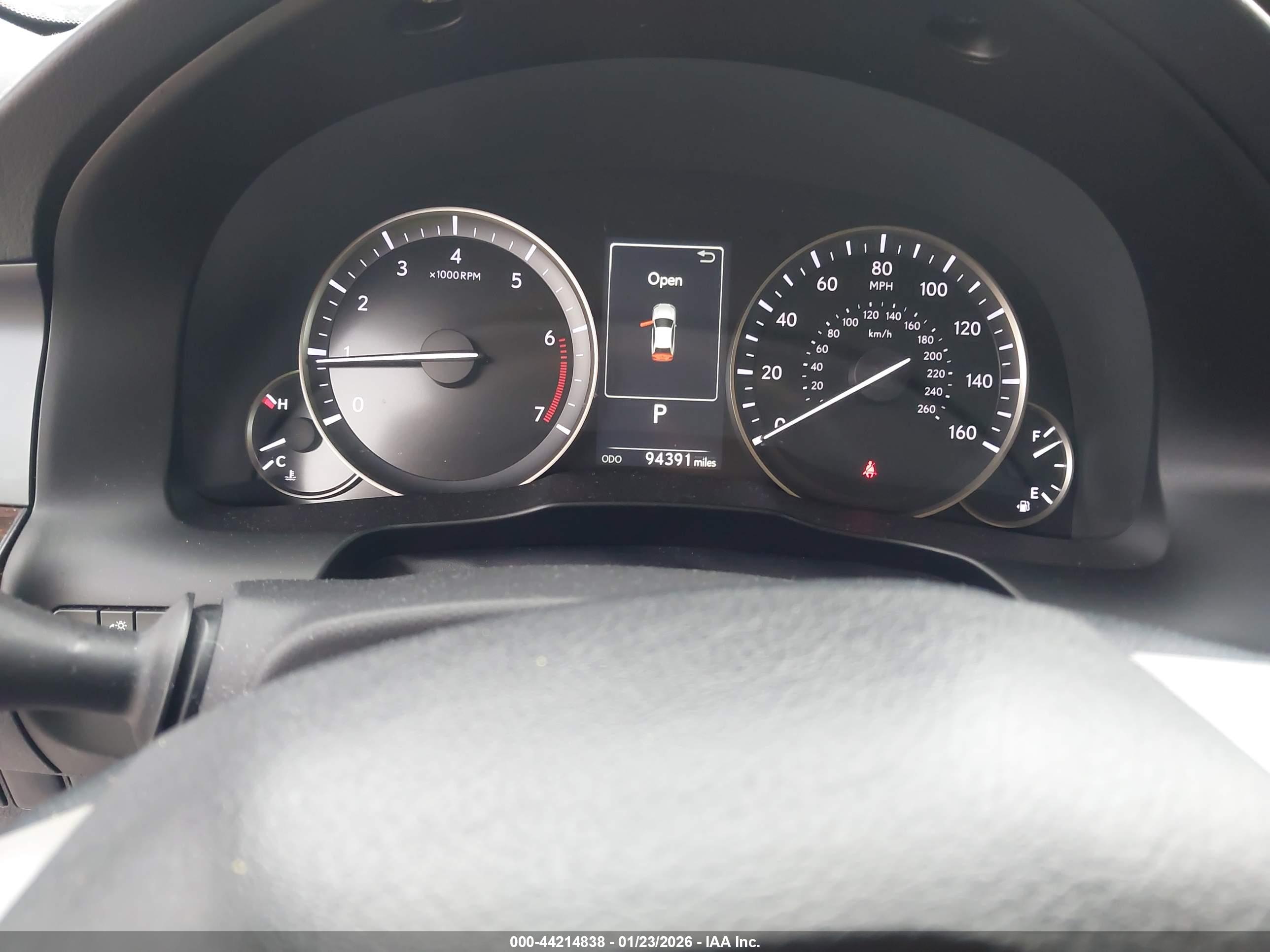 LEXUS ES image 7