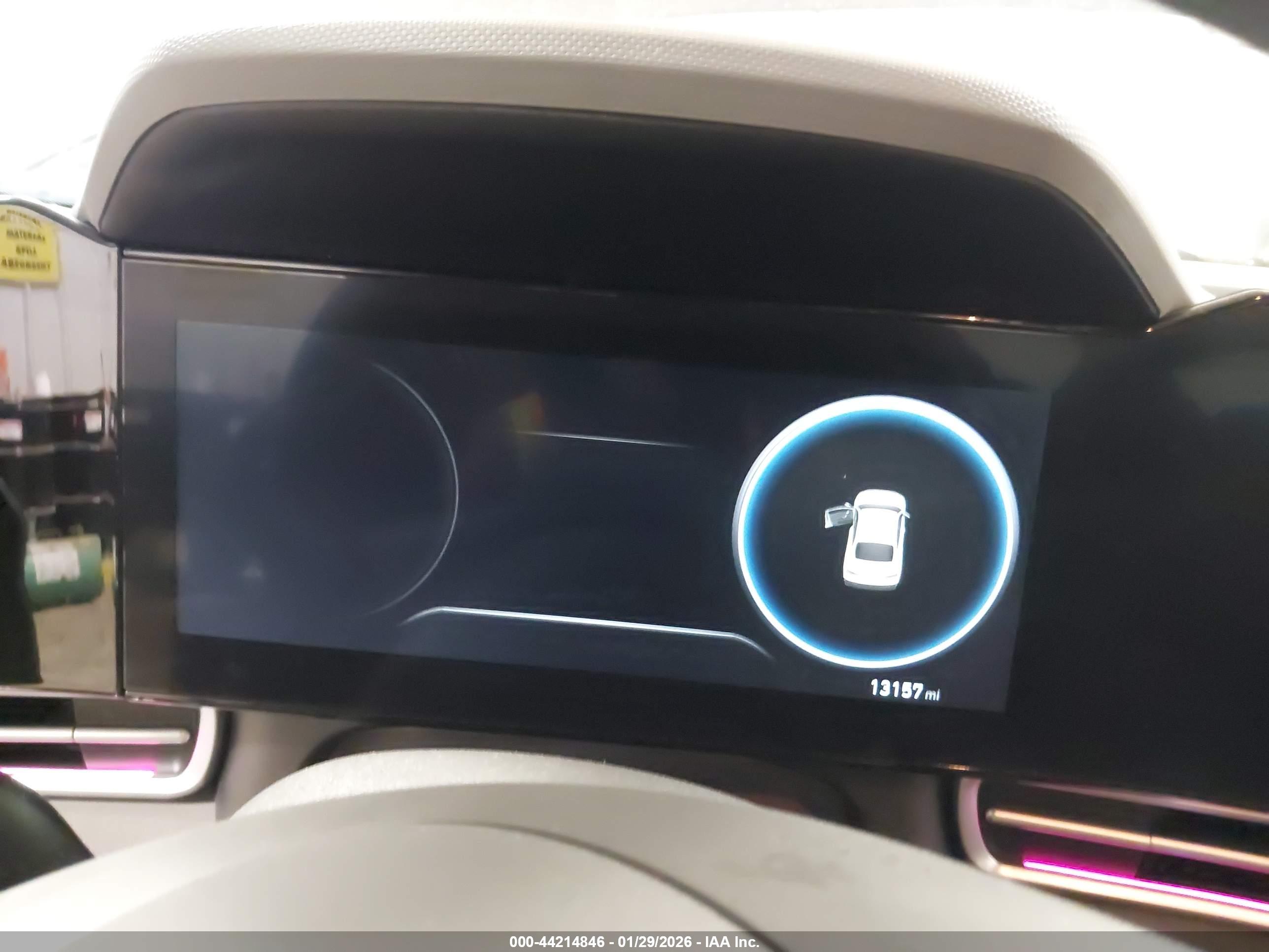 HYUNDAI ELANTRA image 7