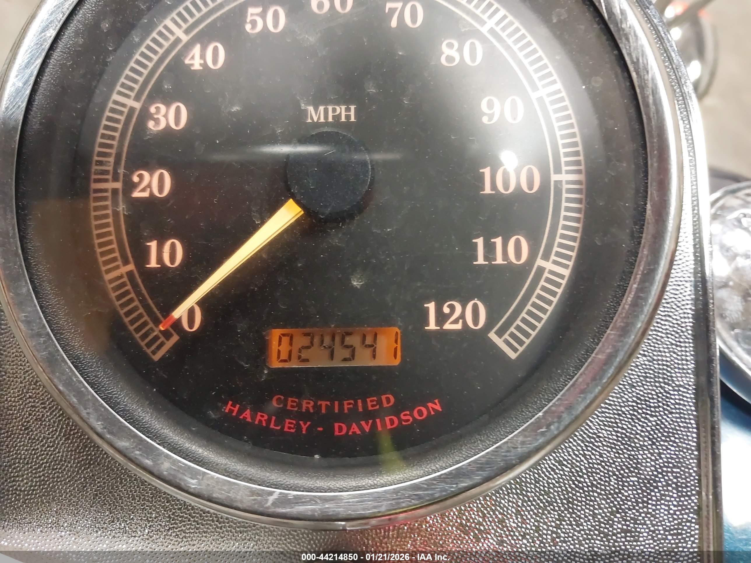 HARLEY-DAVIDSON FLSTFI image 7
