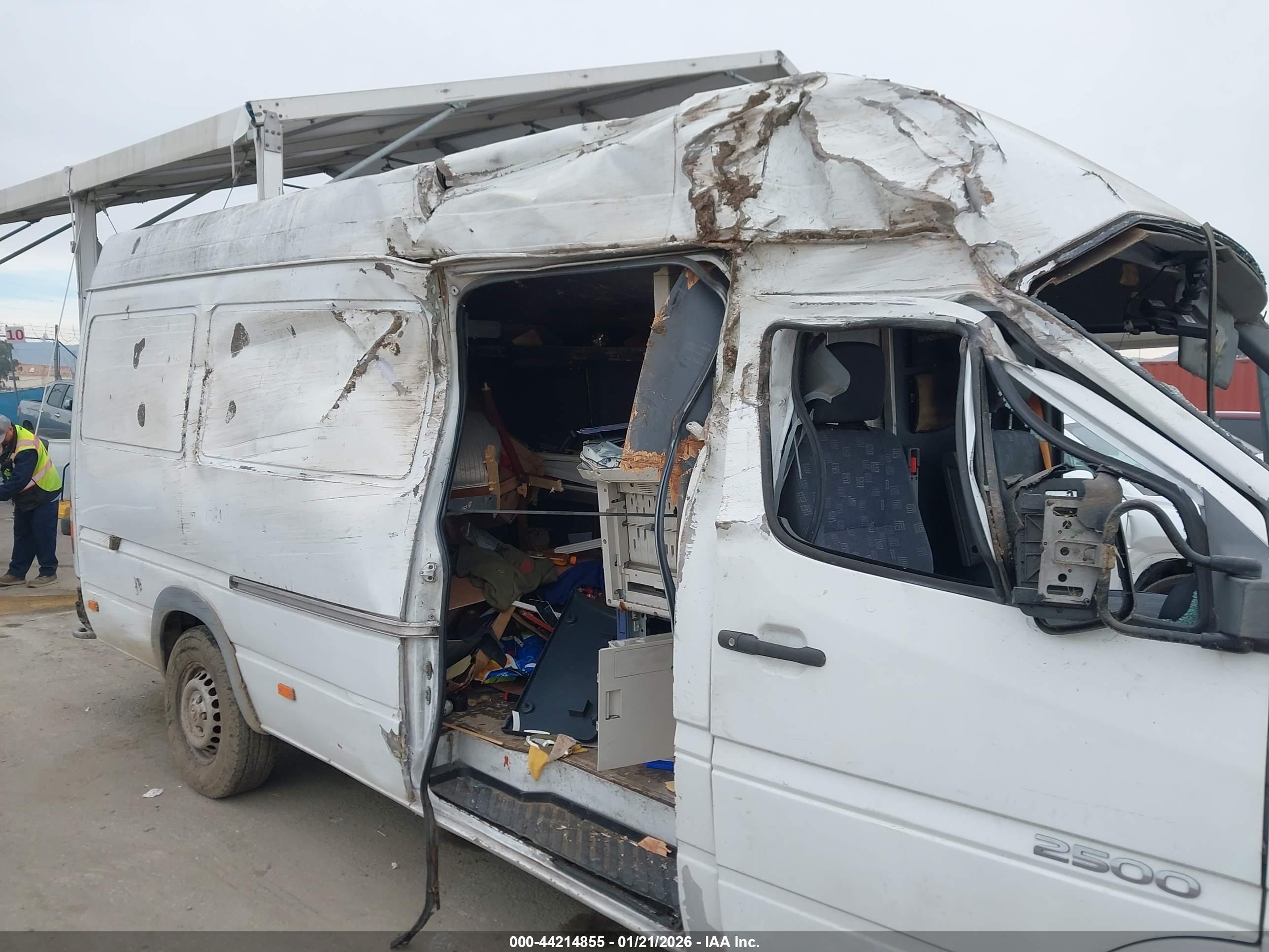 DODGE SPRINTER image 6