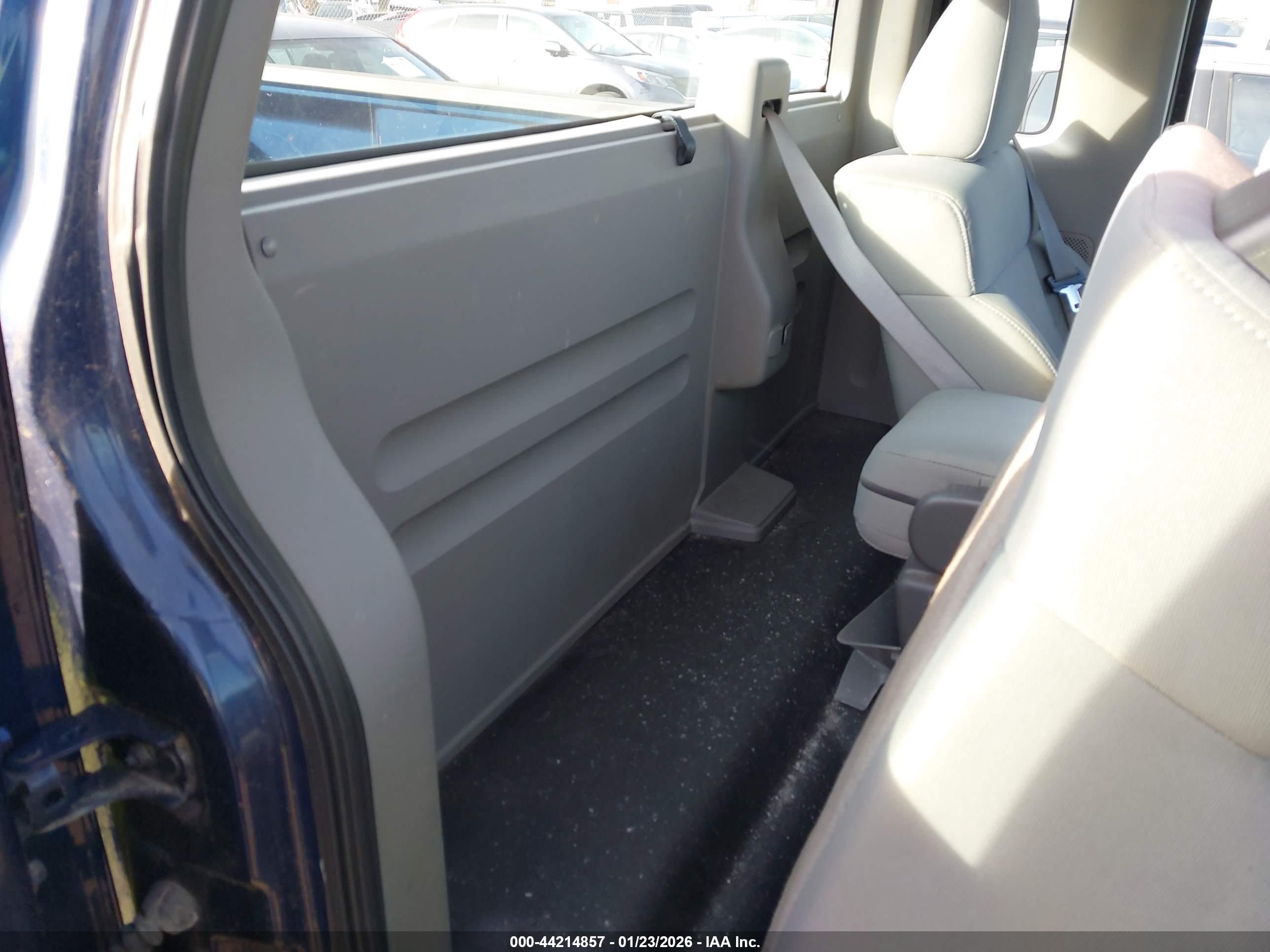 FORD F-150 image 8