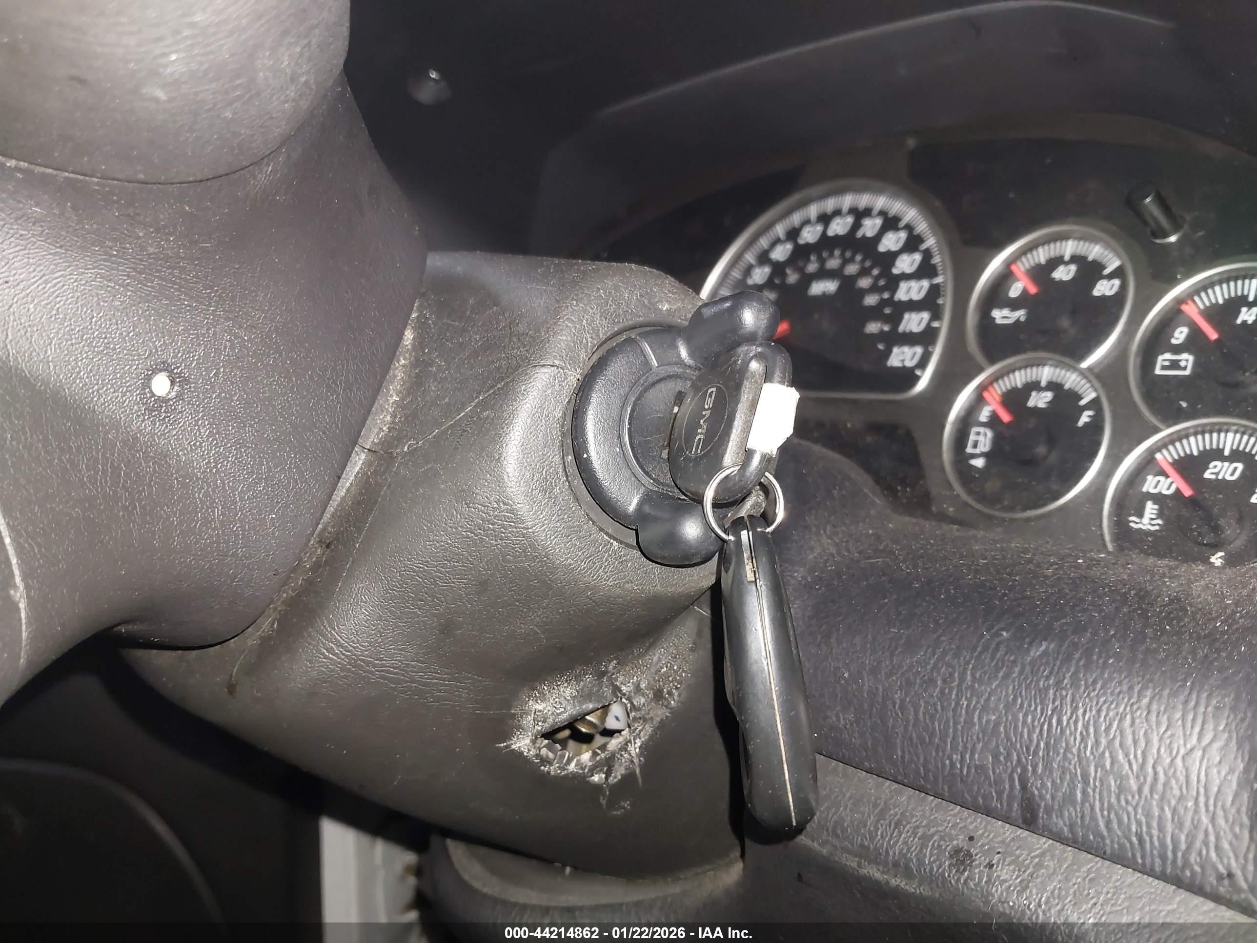 GMC ENVOY image 11