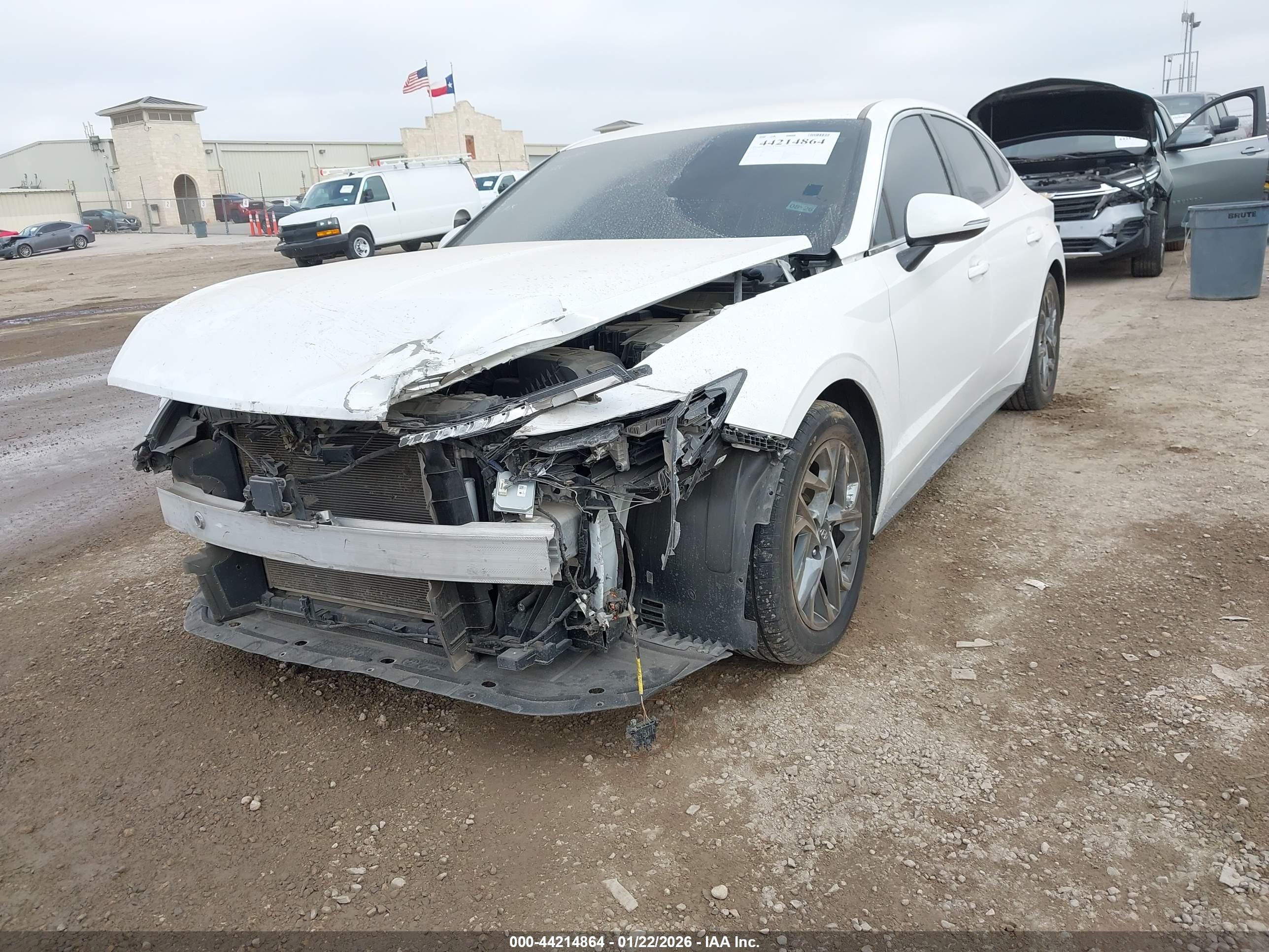 HYUNDAI SONATA image 6
