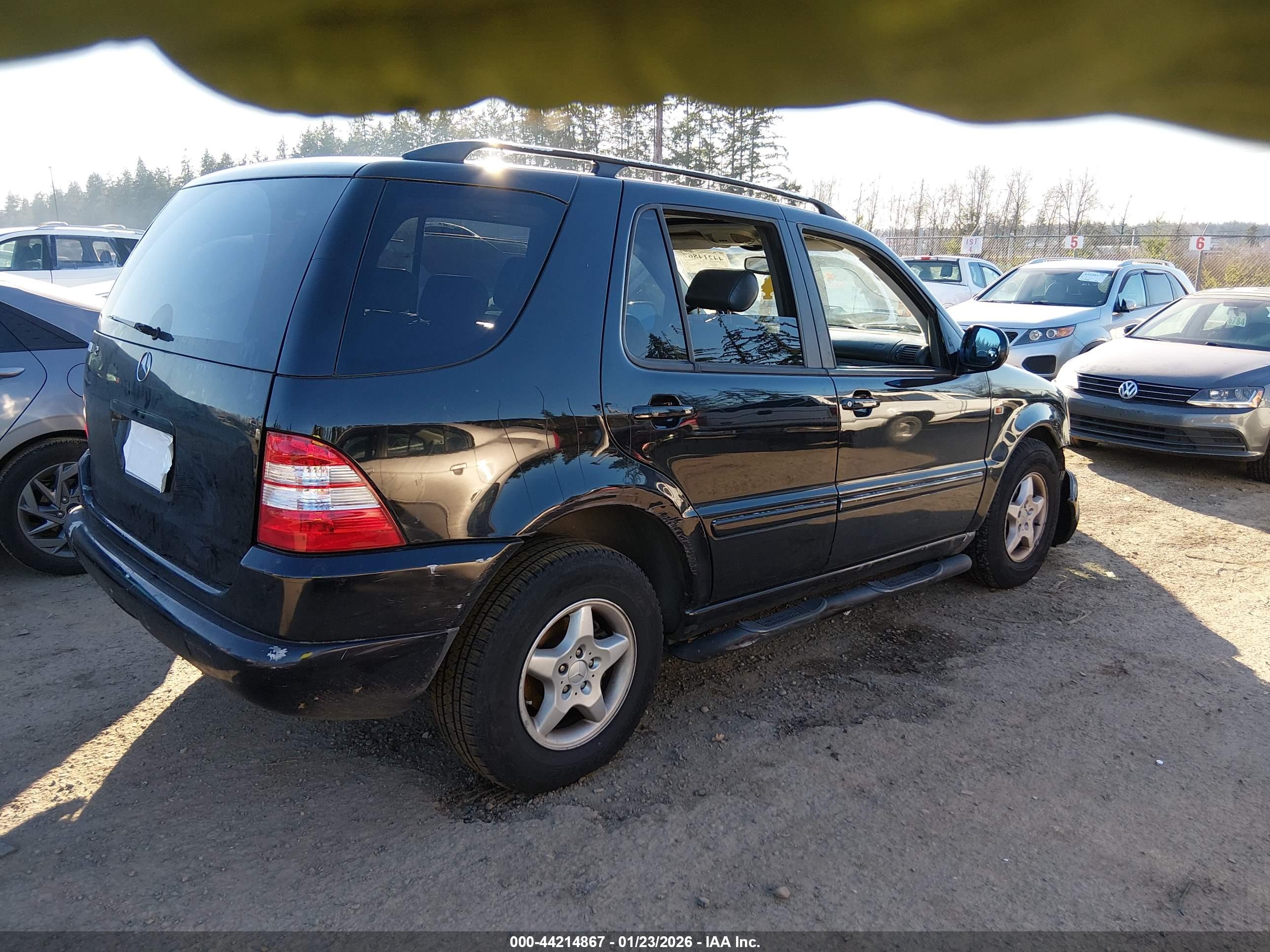 MERCEDES-BENZ ML image 4