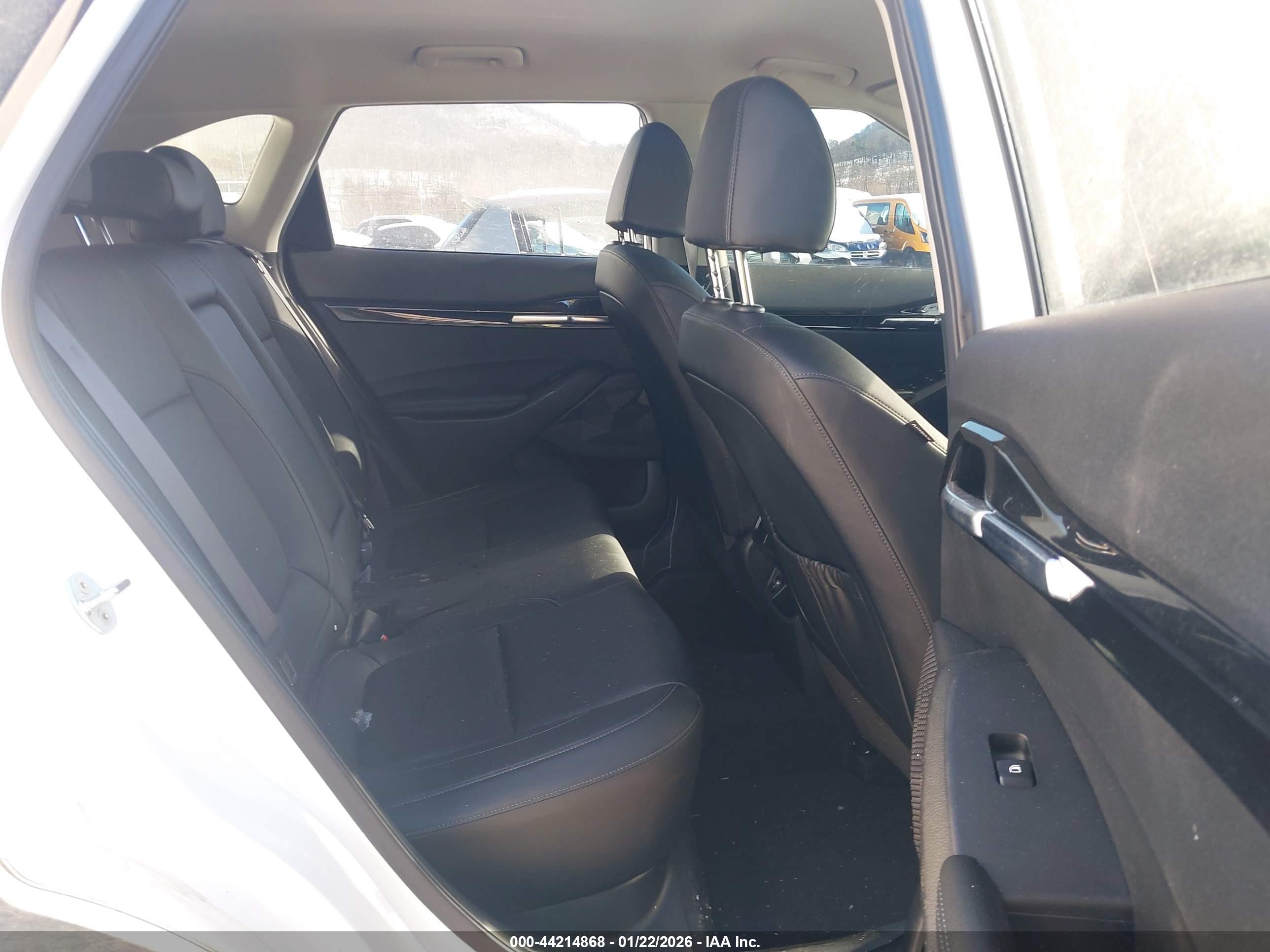 KIA SELTOS image 8