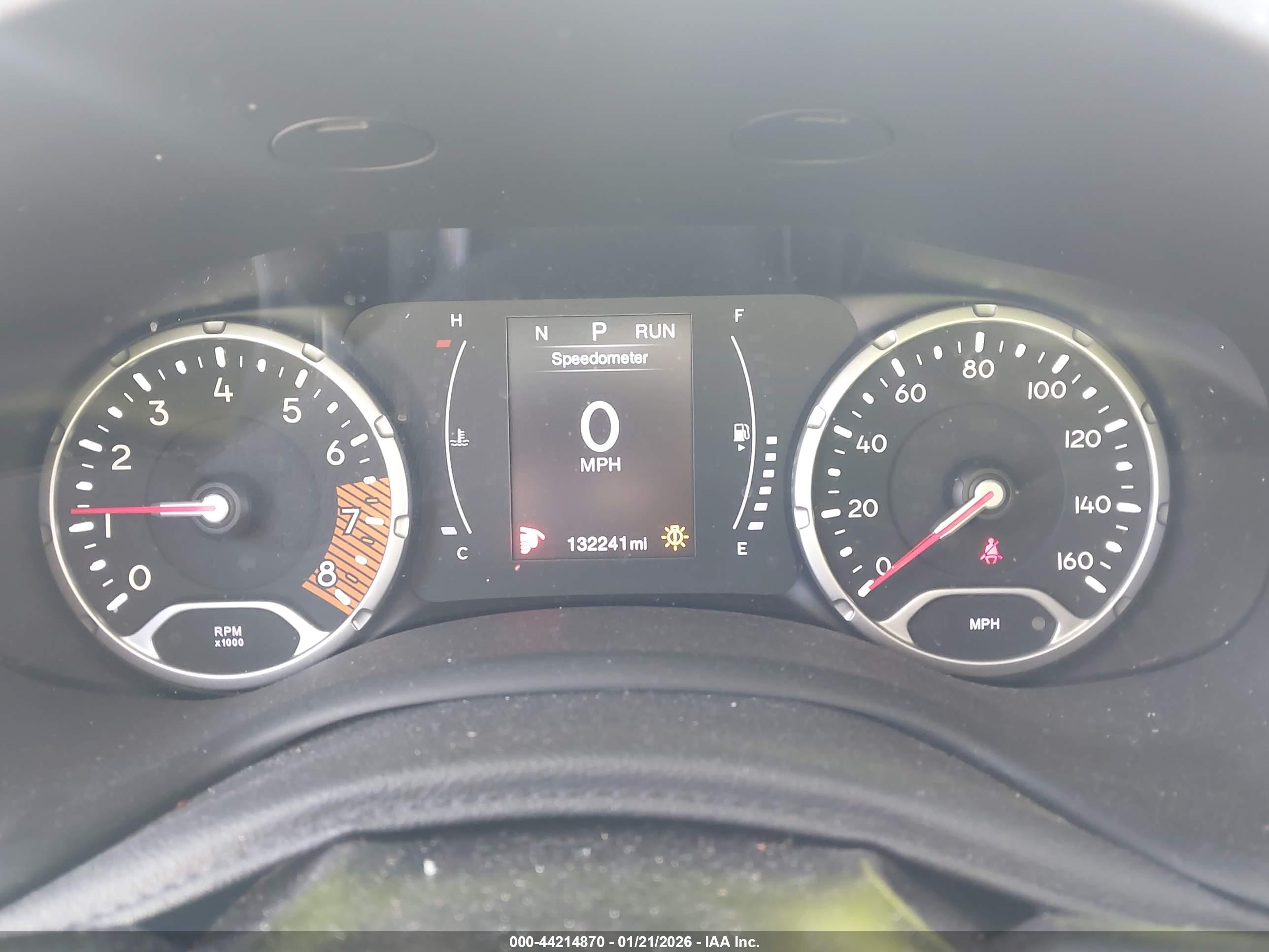 JEEP RENEGADE image 7