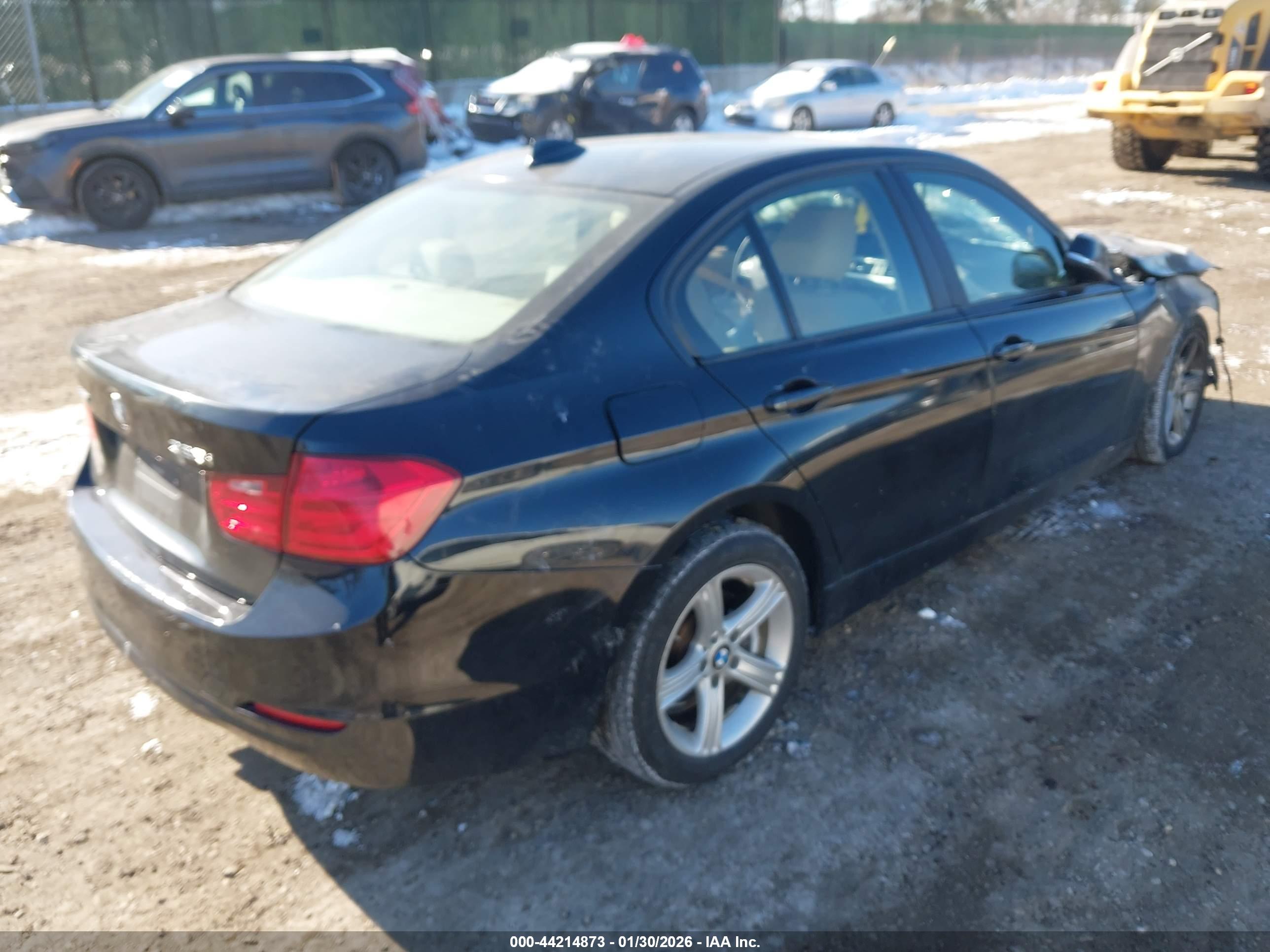 BMW 328I image 4