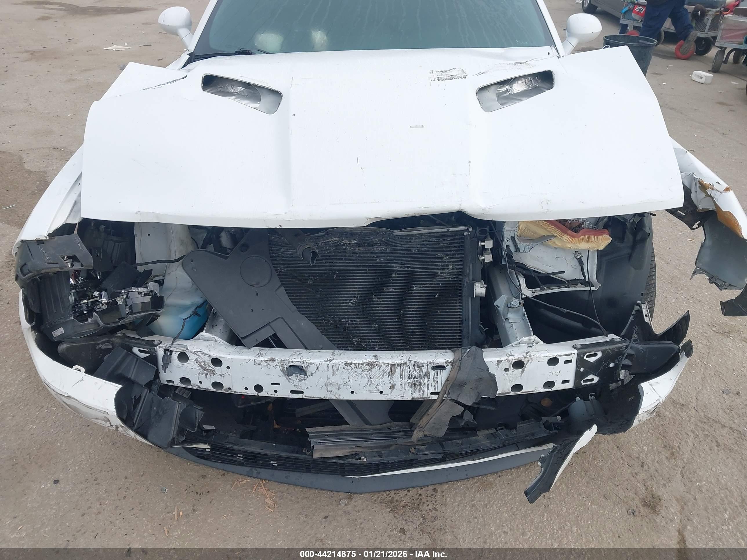 DODGE CHALLENGER image 6