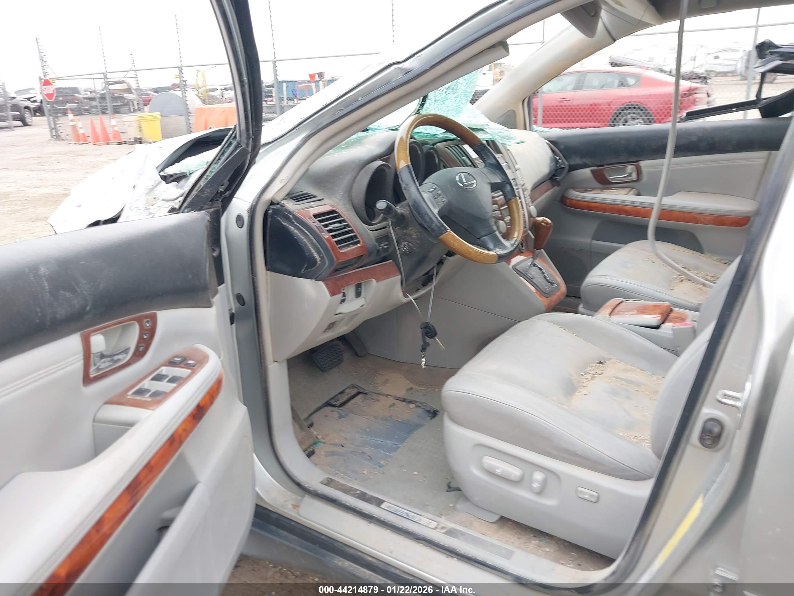LEXUS RX image 5