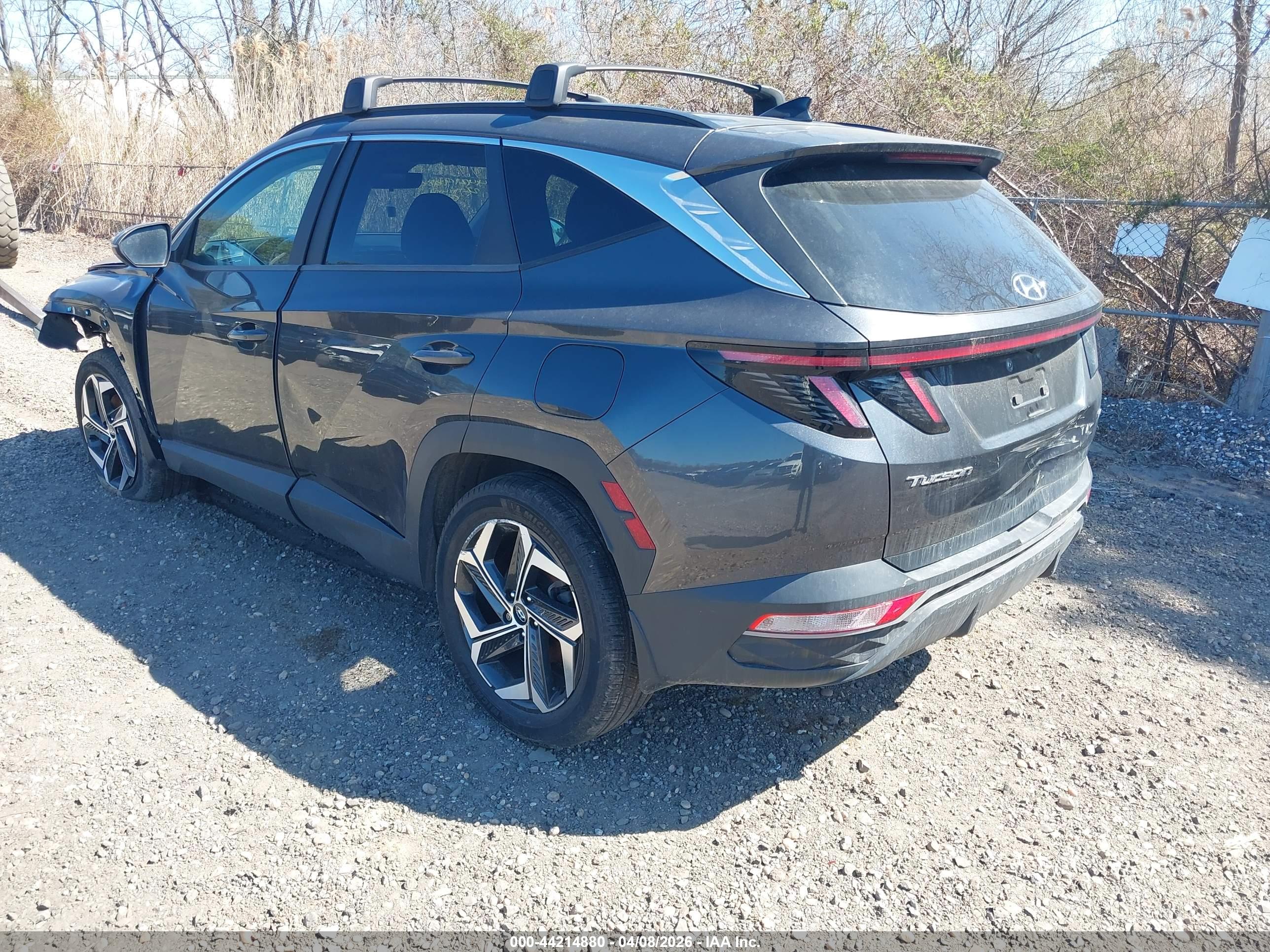 HYUNDAI TUCSON image 3