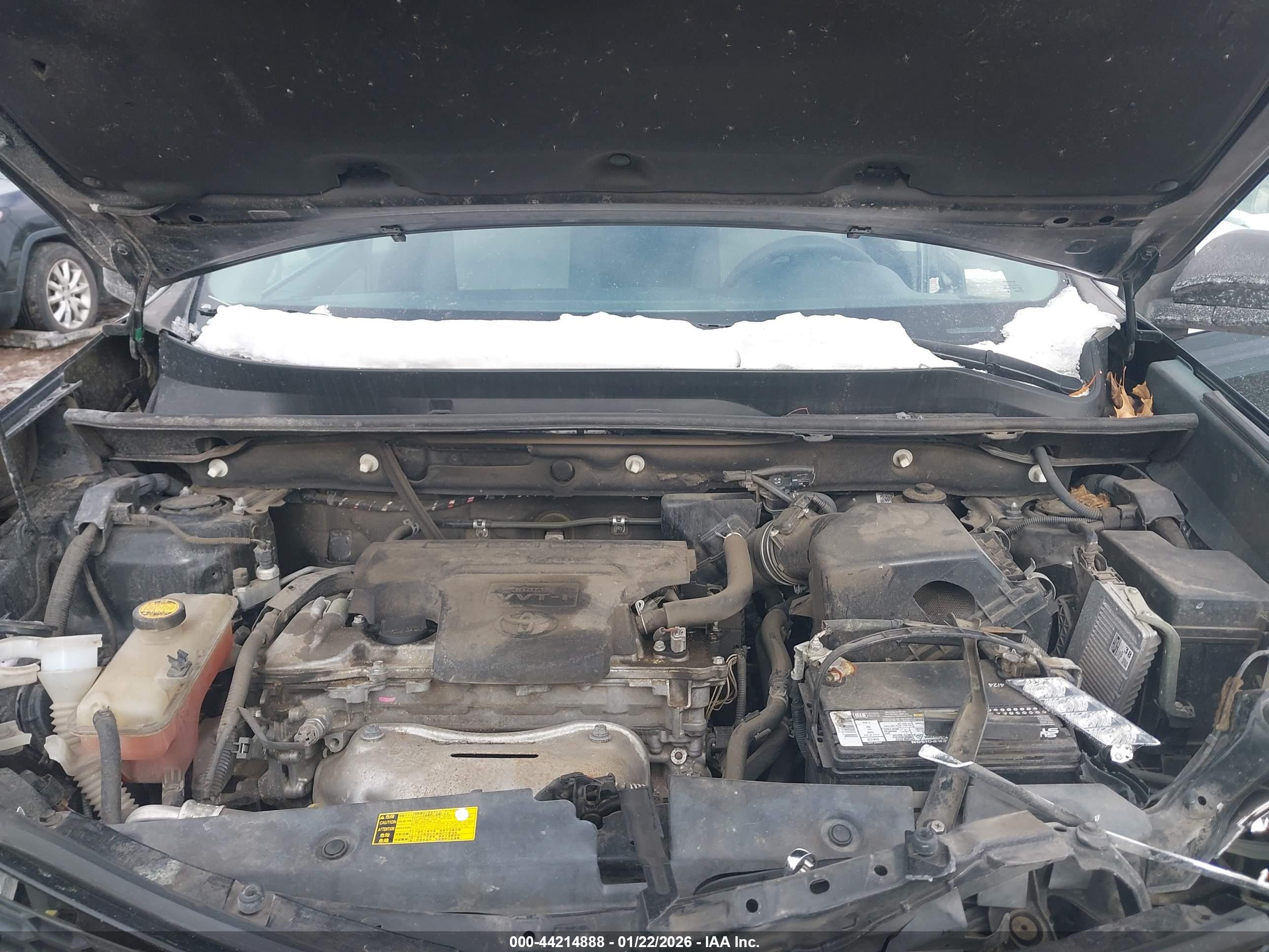 TOYOTA RAV4 image 10