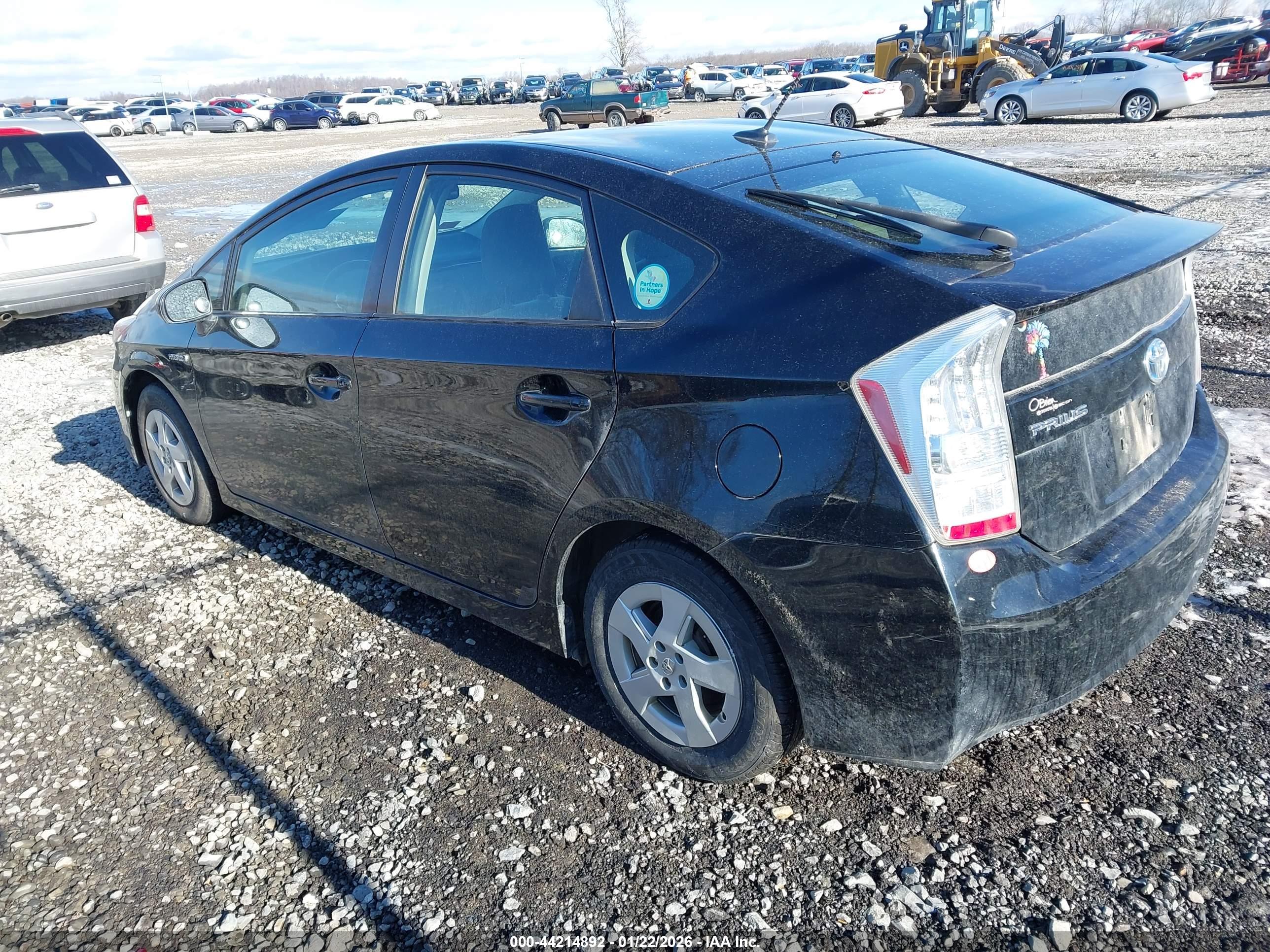 TOYOTA PRIUS image 3