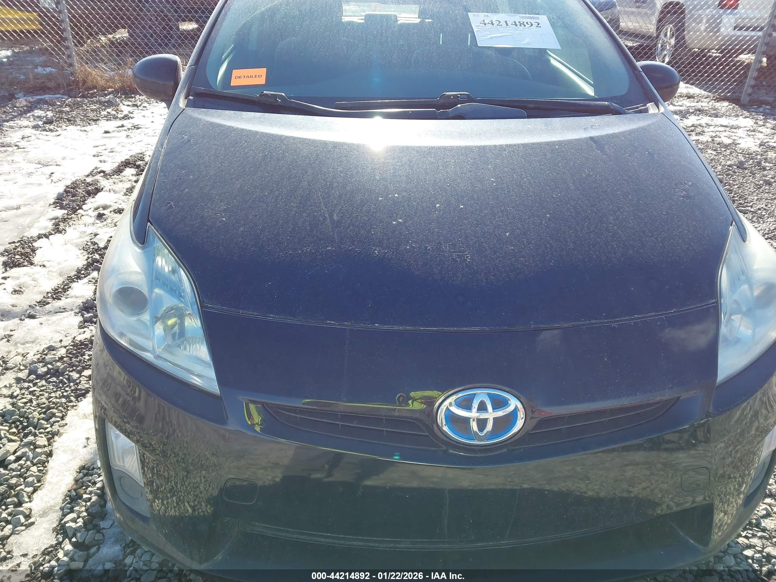TOYOTA PRIUS image 6
