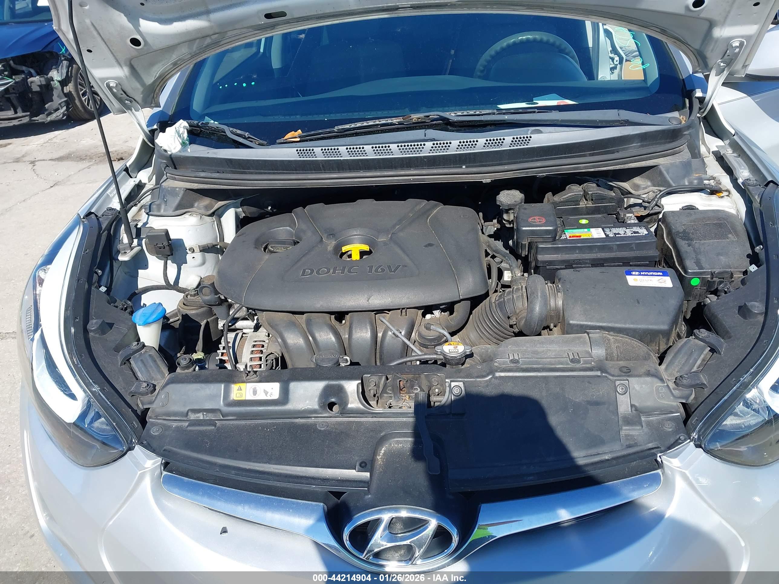 HYUNDAI ELANTRA image 10