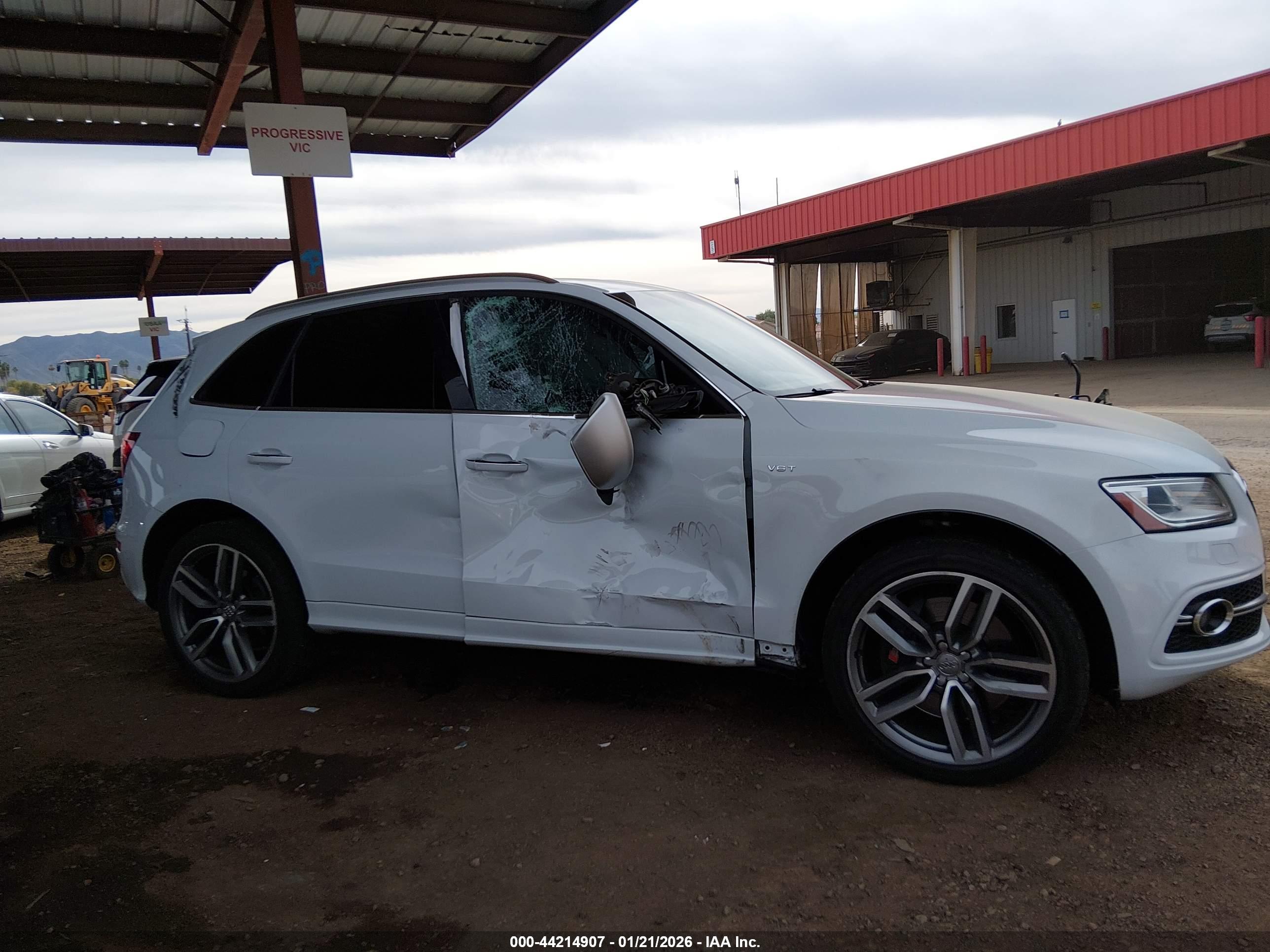 AUDI SQ5 image 6
