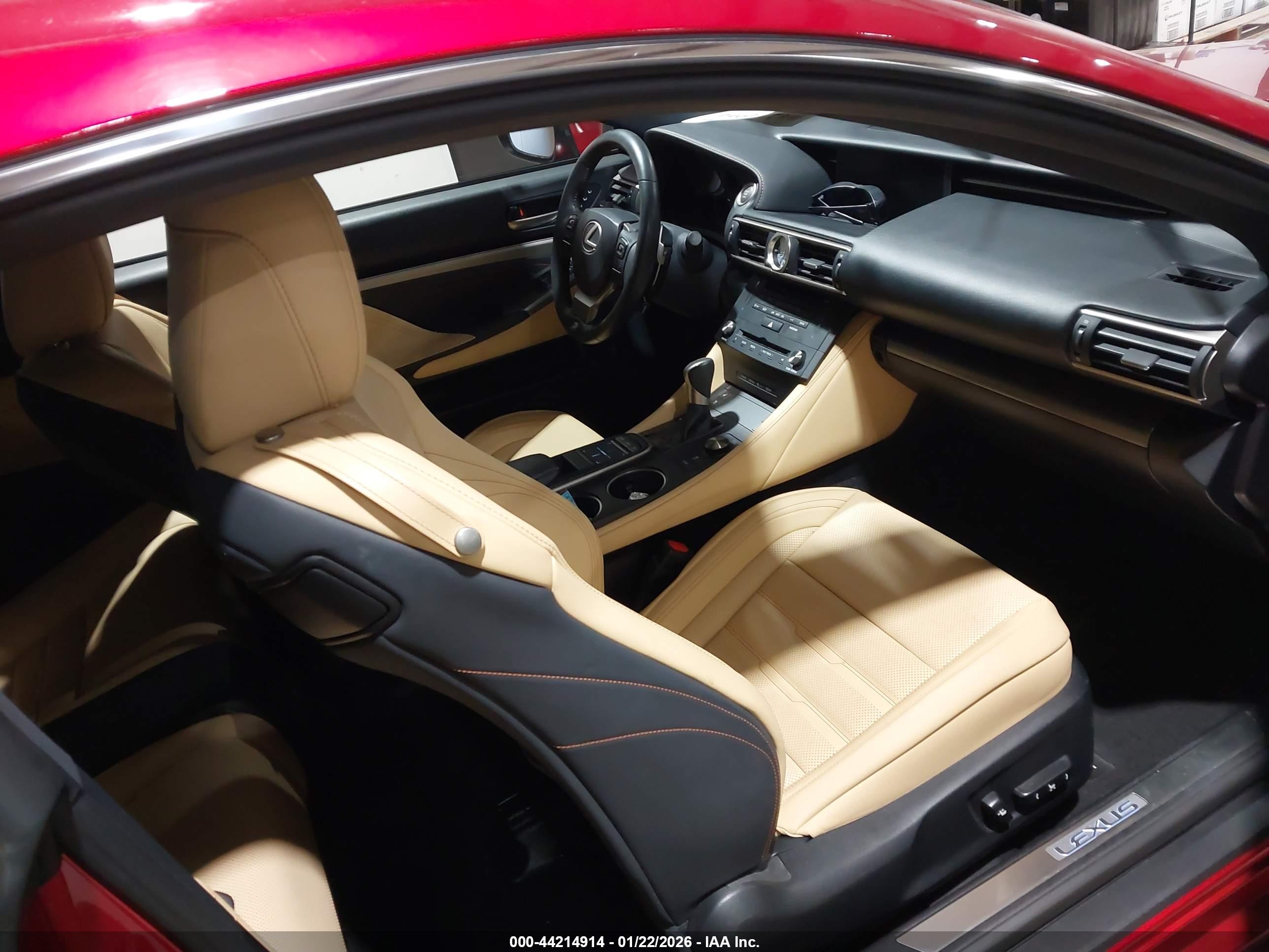 LEXUS RC image 5
