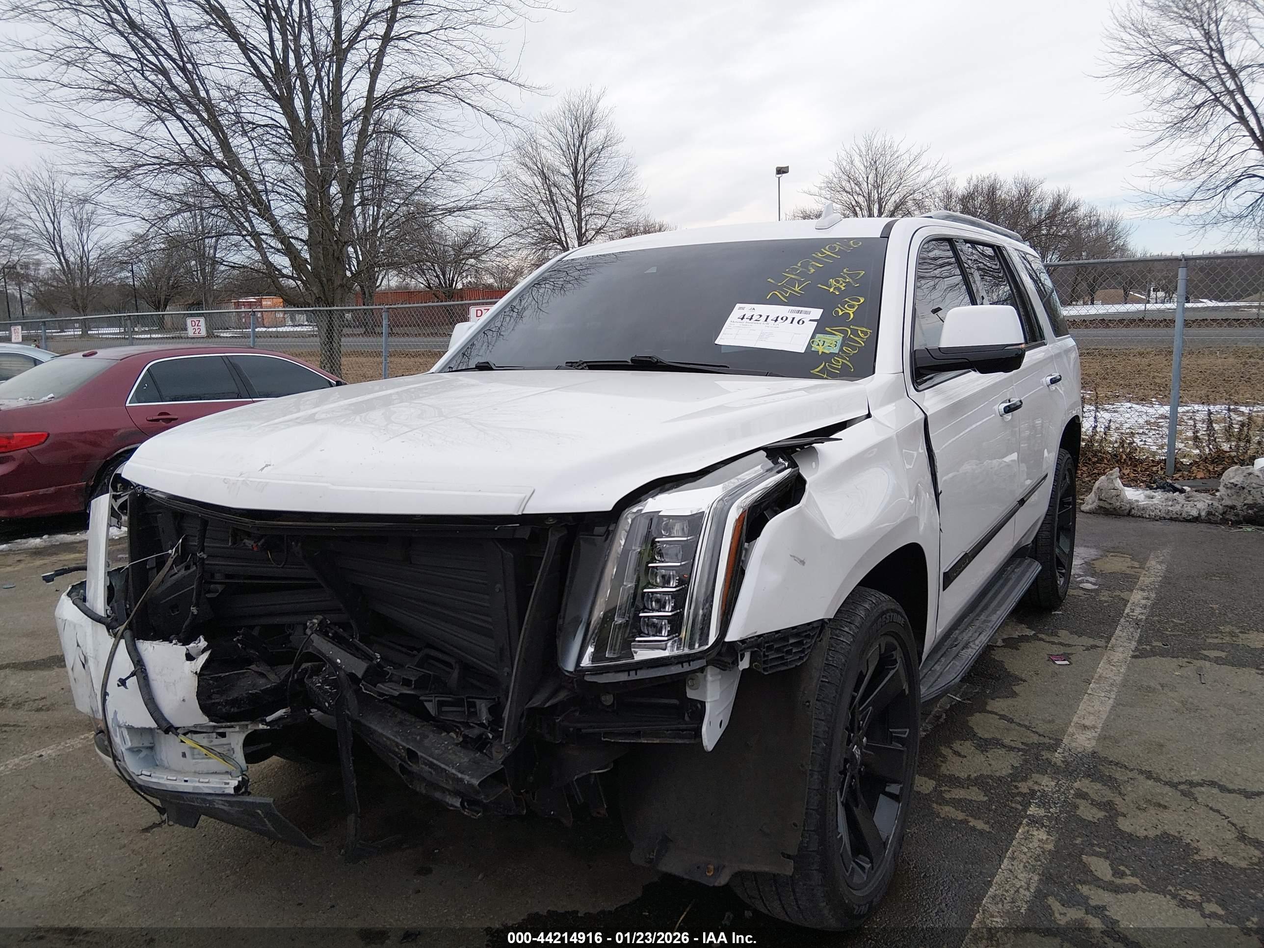 CADILLAC ESCALADE image 2