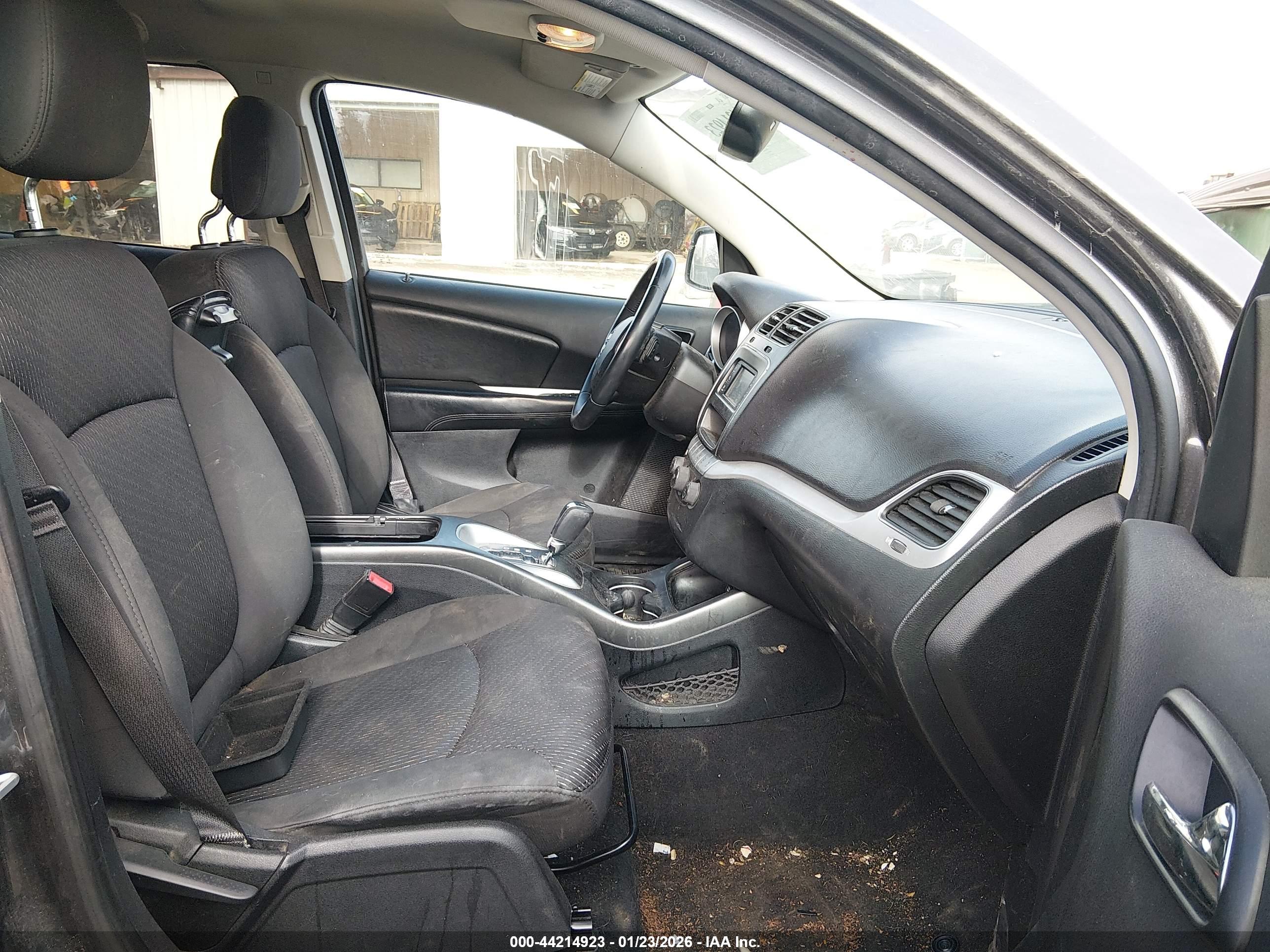 DODGE JOURNEY image 5