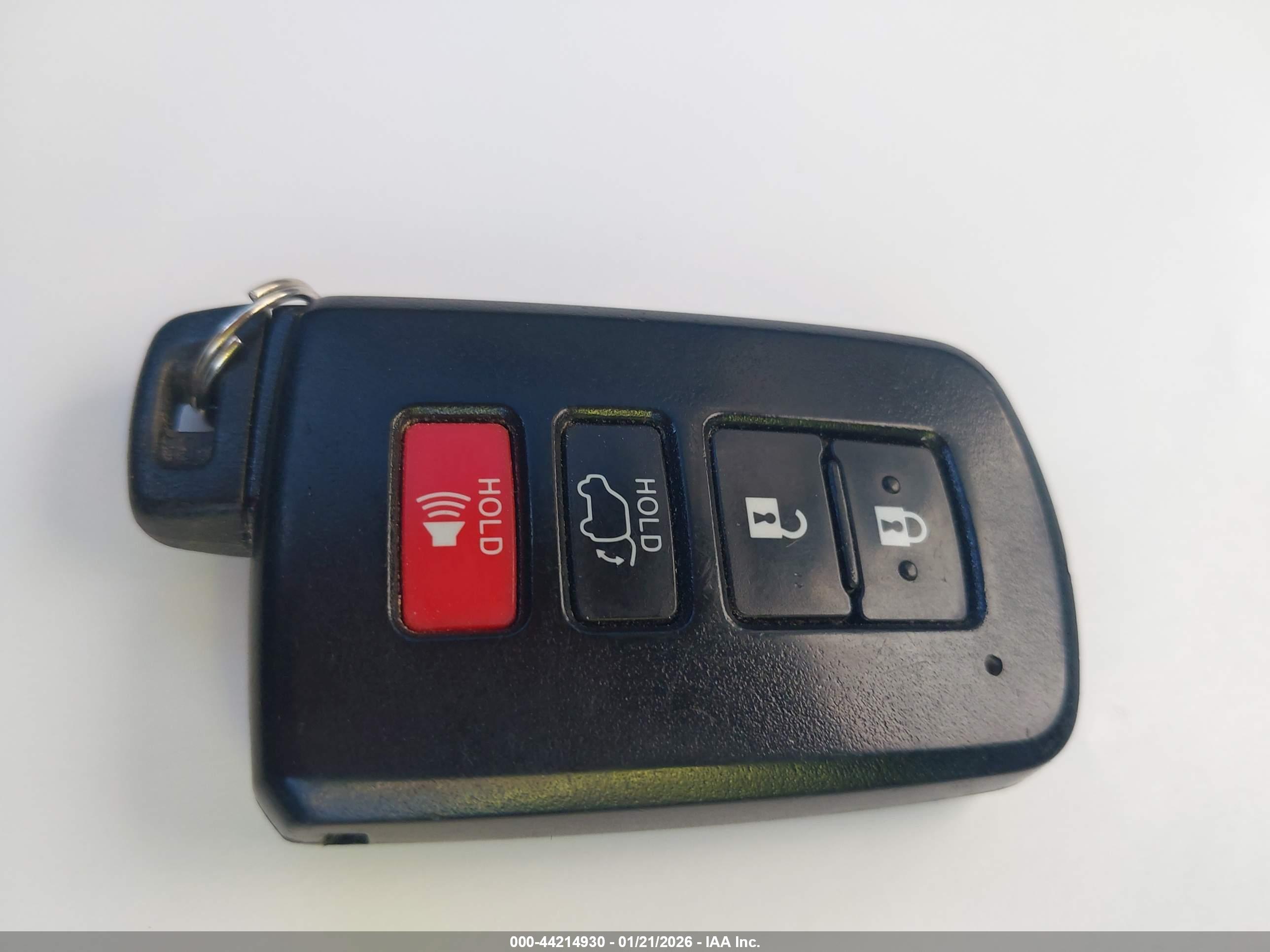 TOYOTA RAV4 image 11