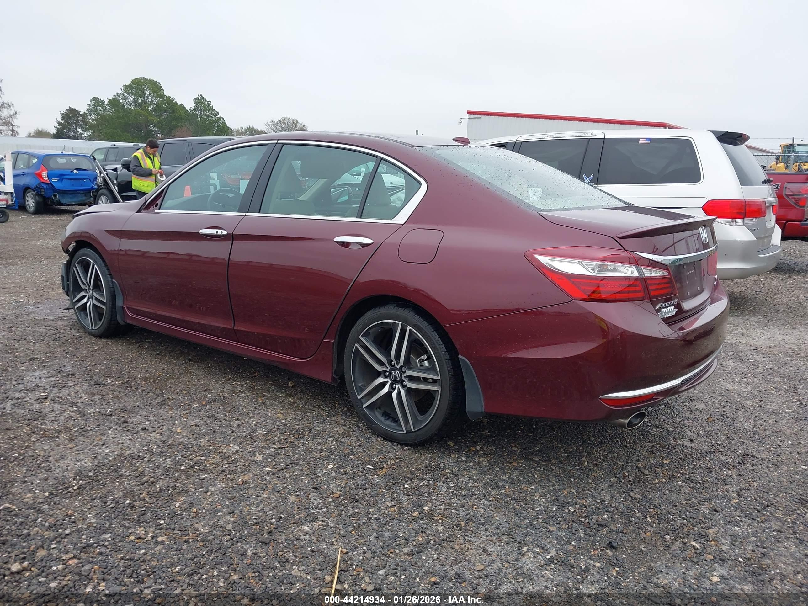 HONDA ACCORD image 3
