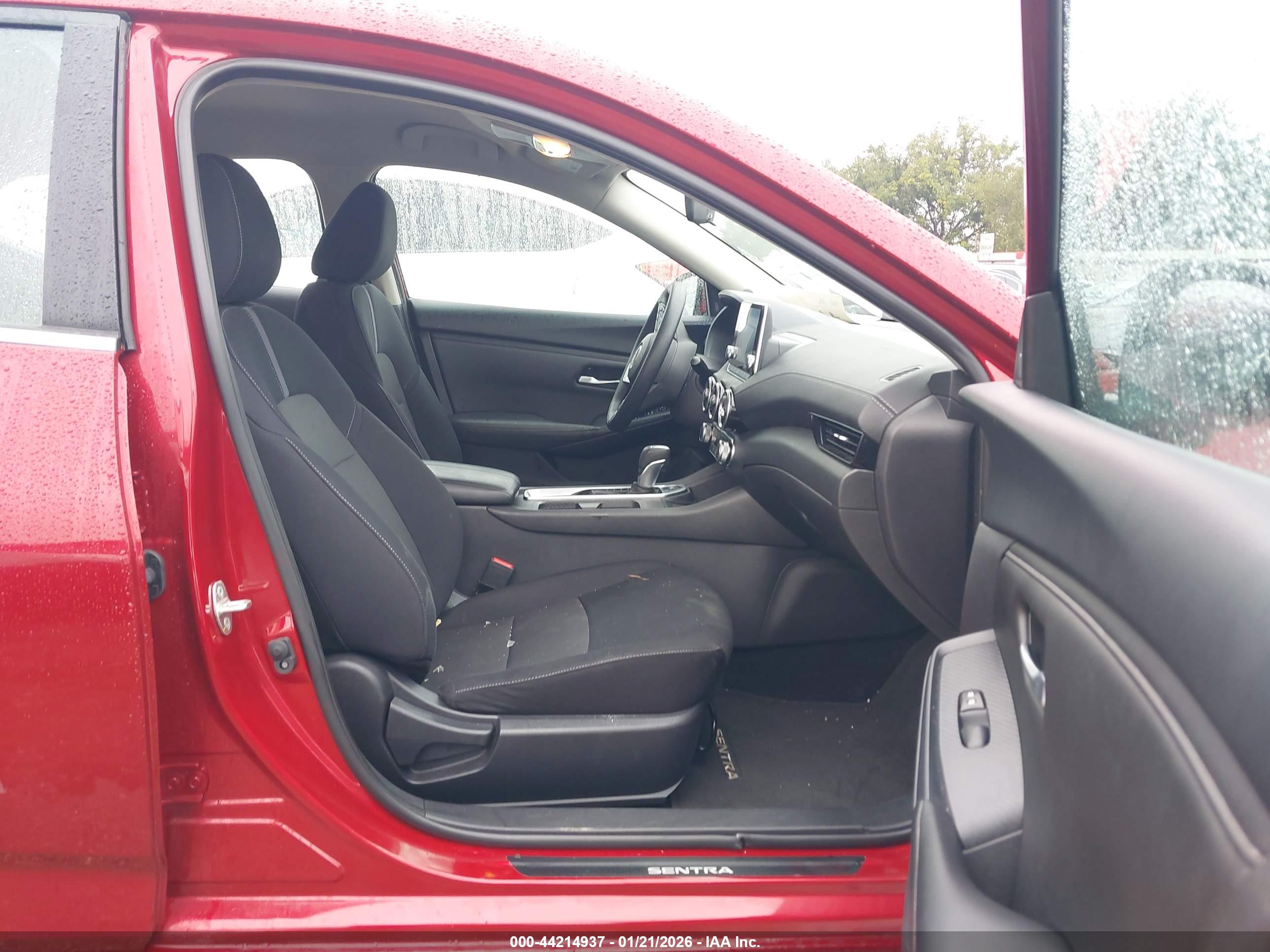 NISSAN SENTRA image 5