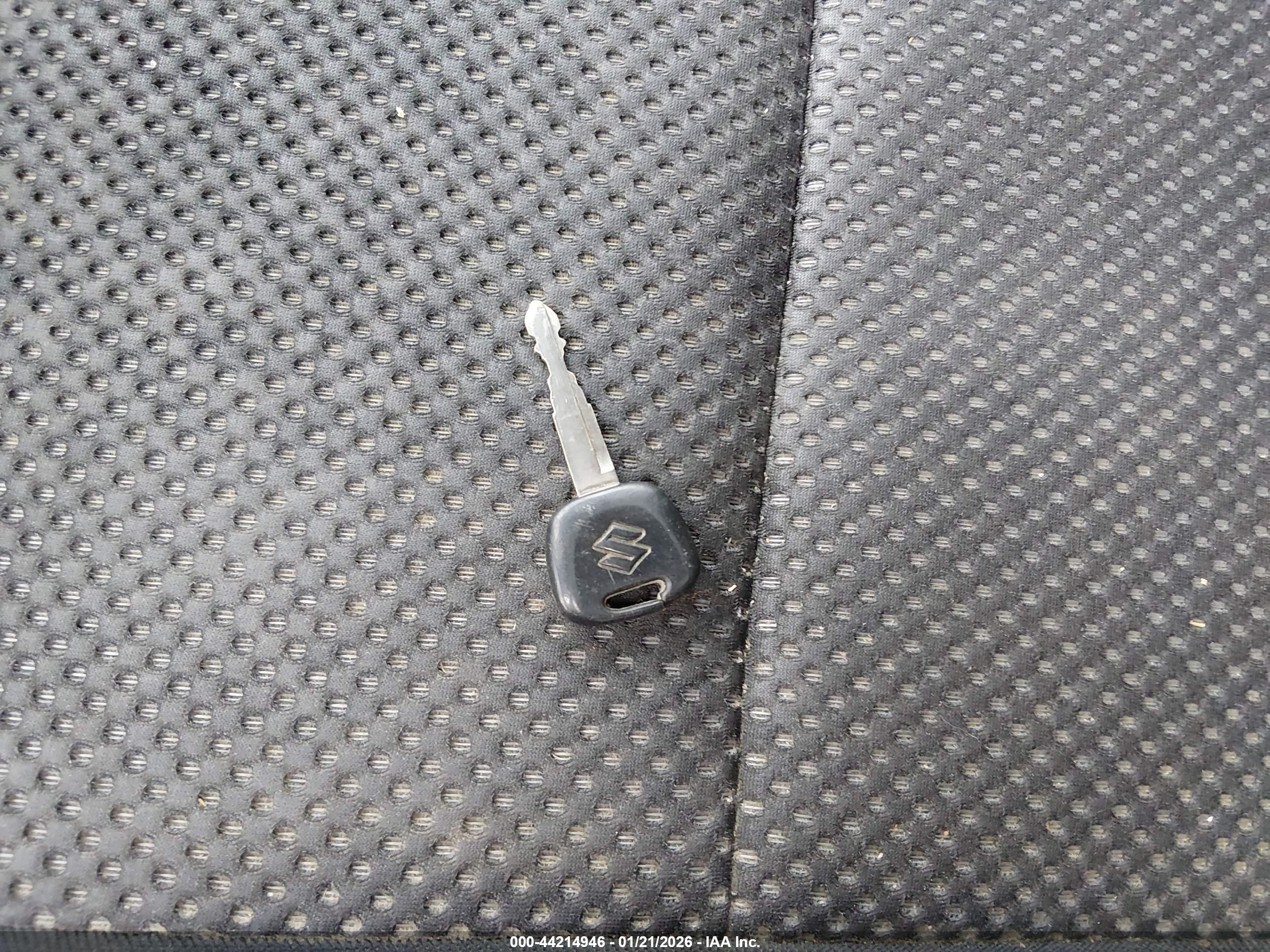 SUZUKI GRAND image 11