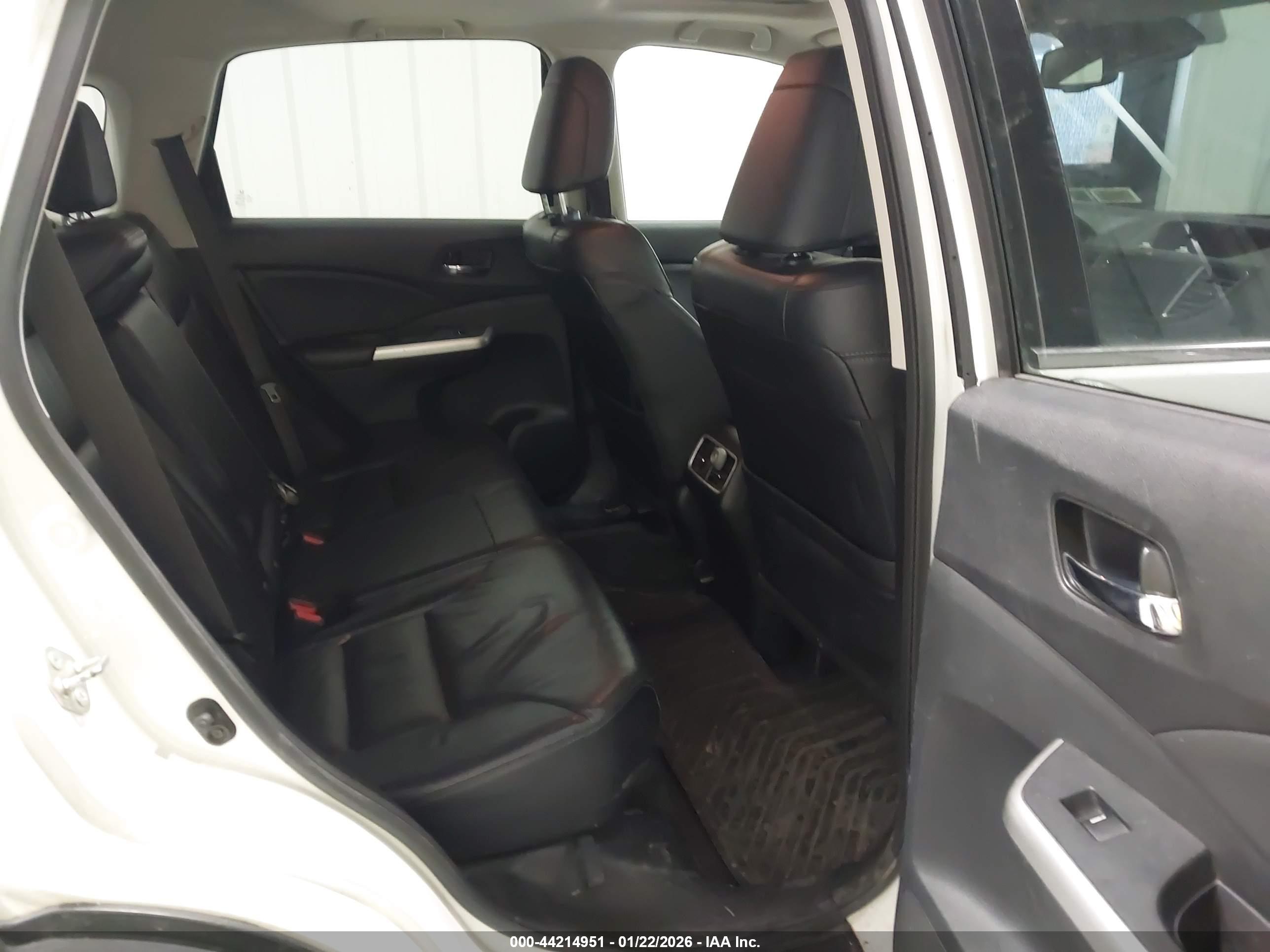 HONDA CR-V image 8
