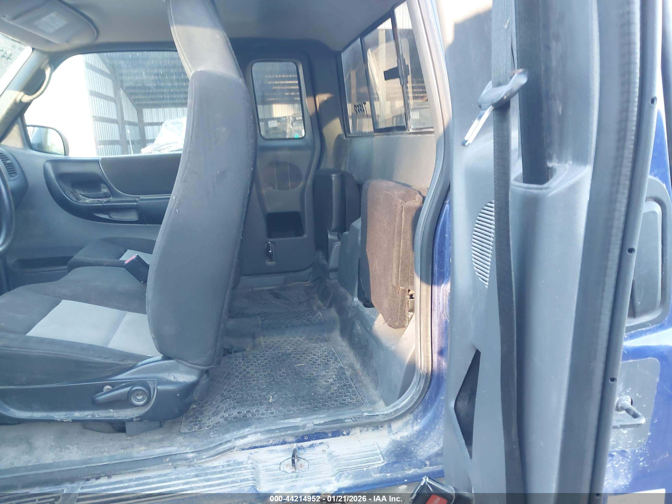 FORD RANGER image 8