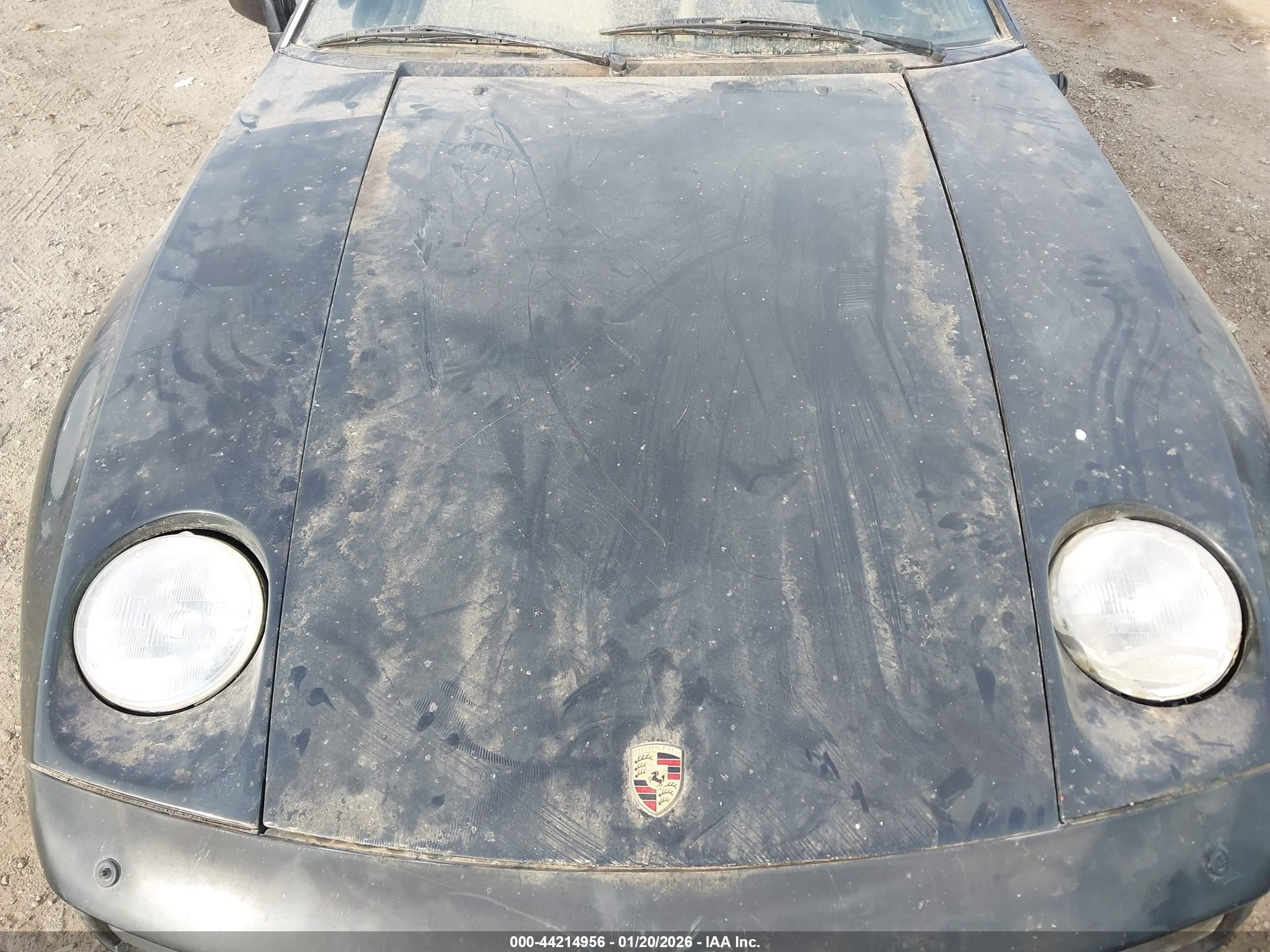 PORSCHE 928 image 10