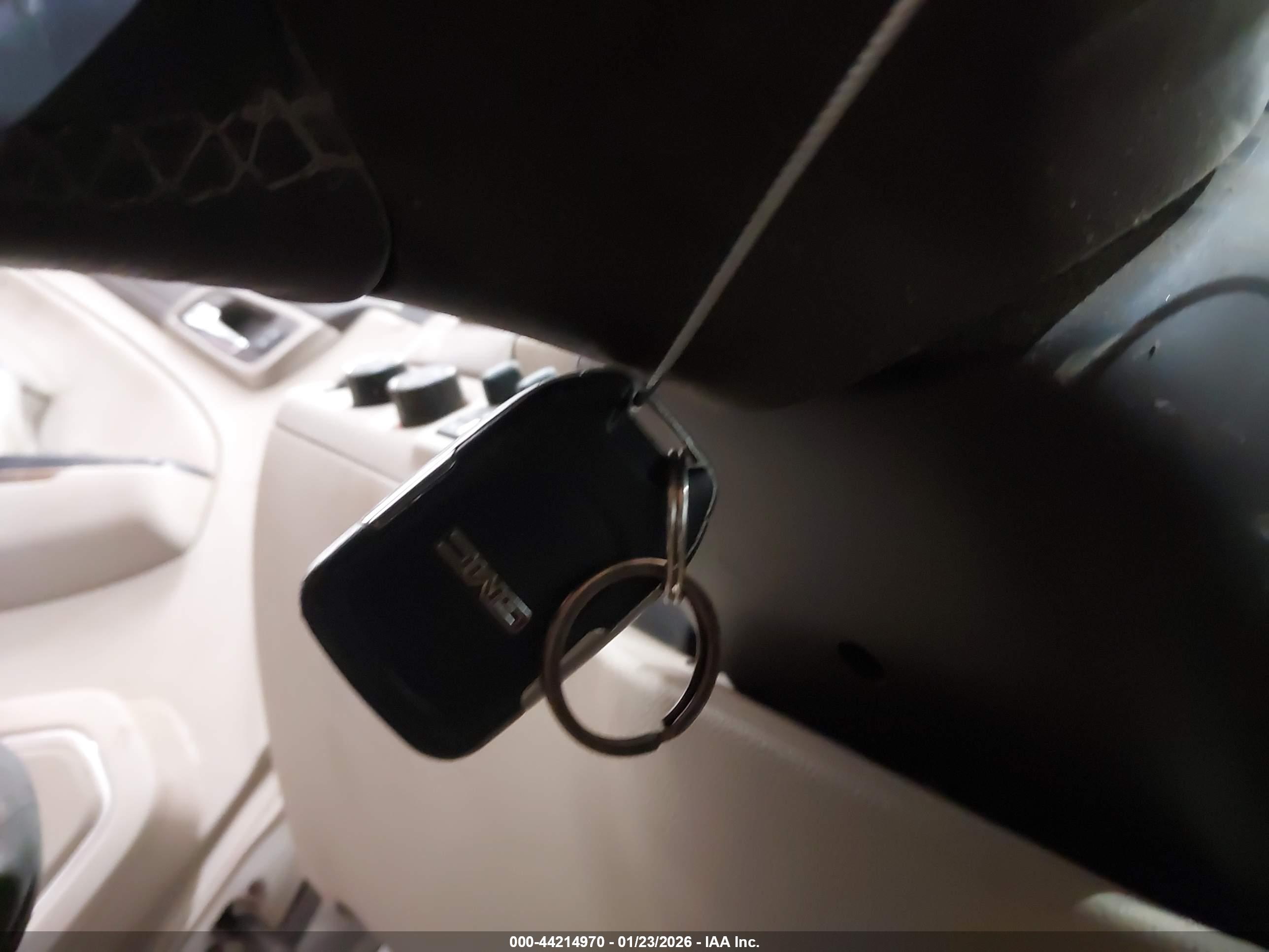 GMC YUKON image 11