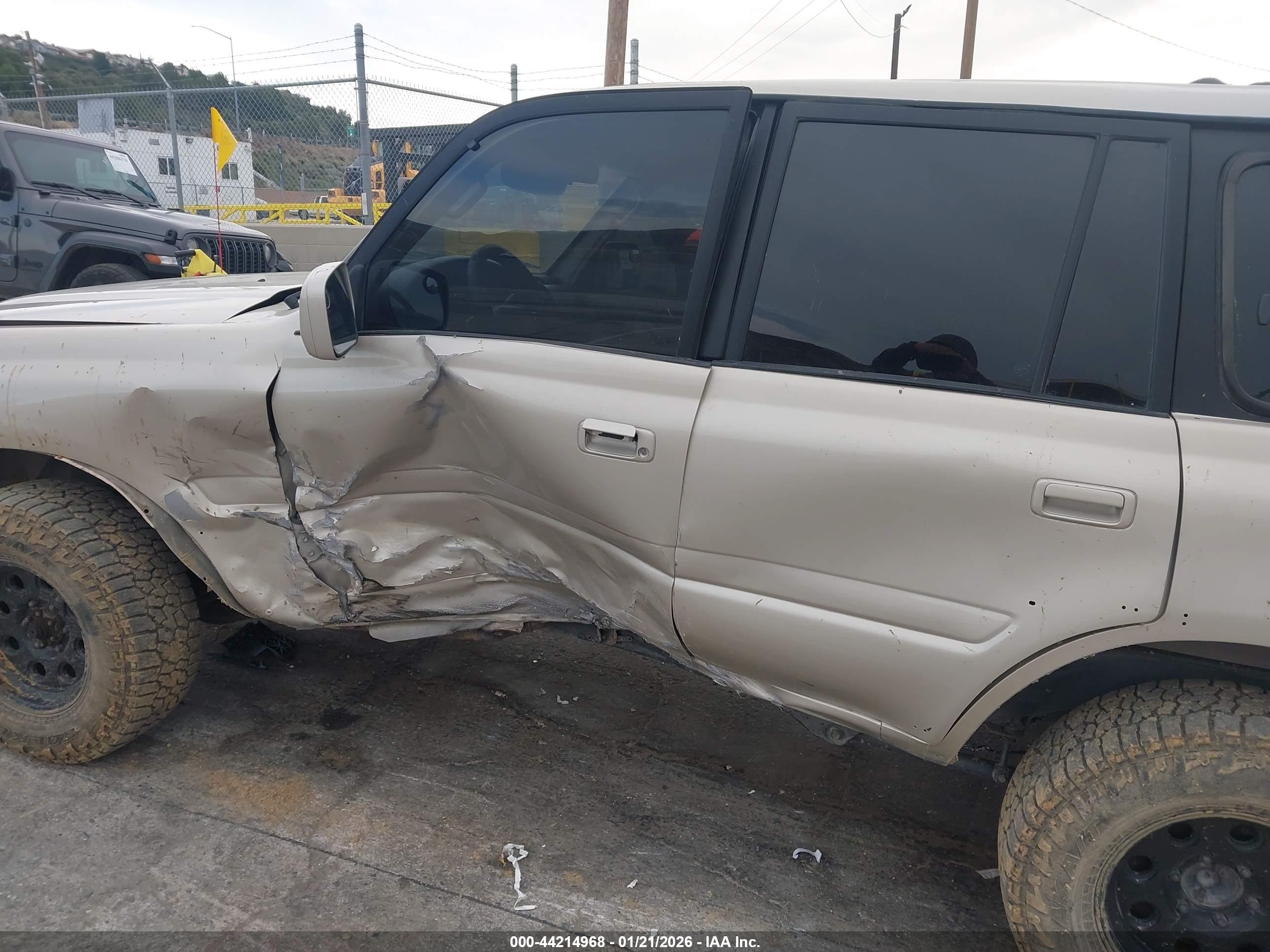 TOYOTA LAND image 6