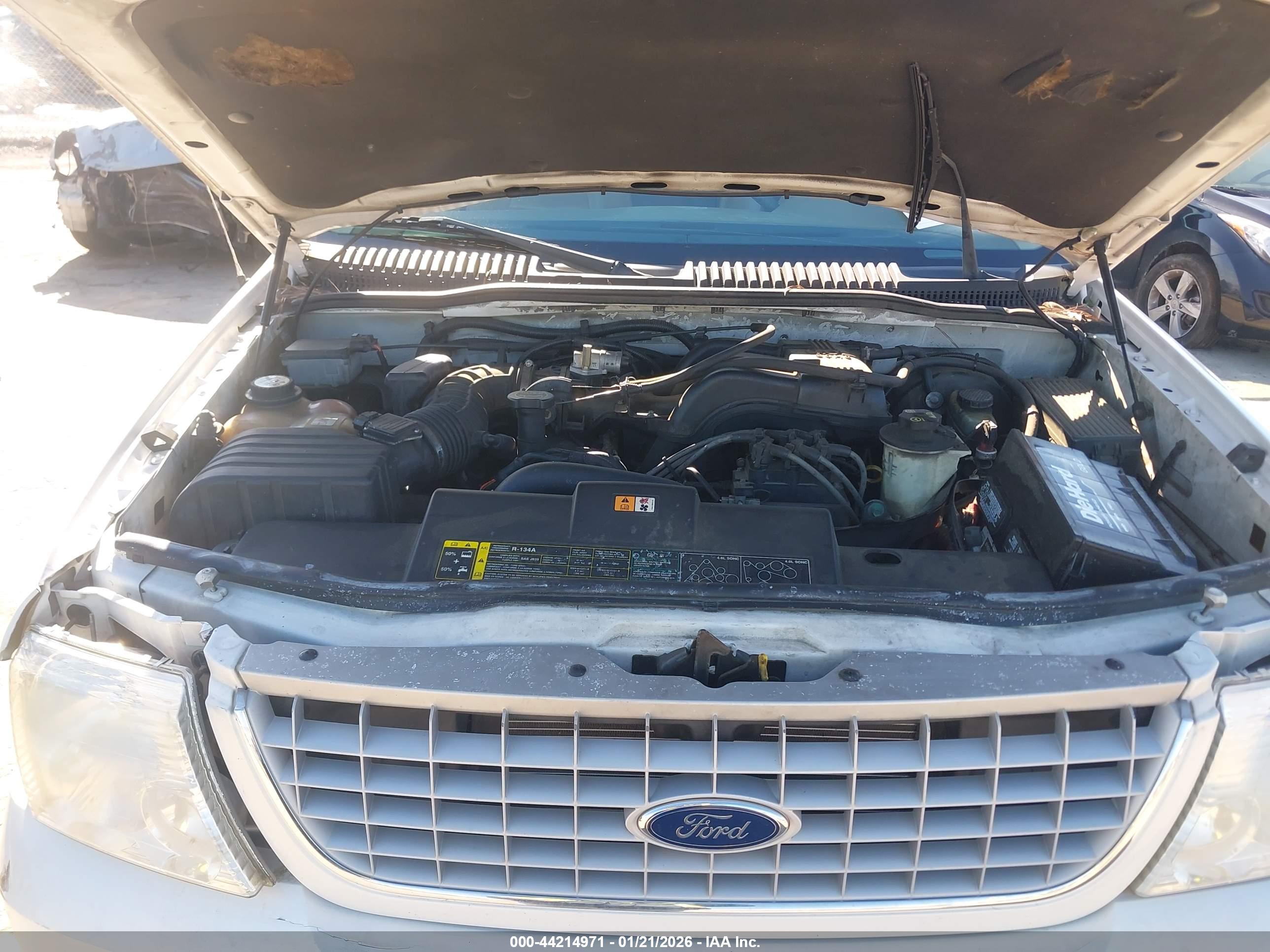 FORD EXPLORER image 10