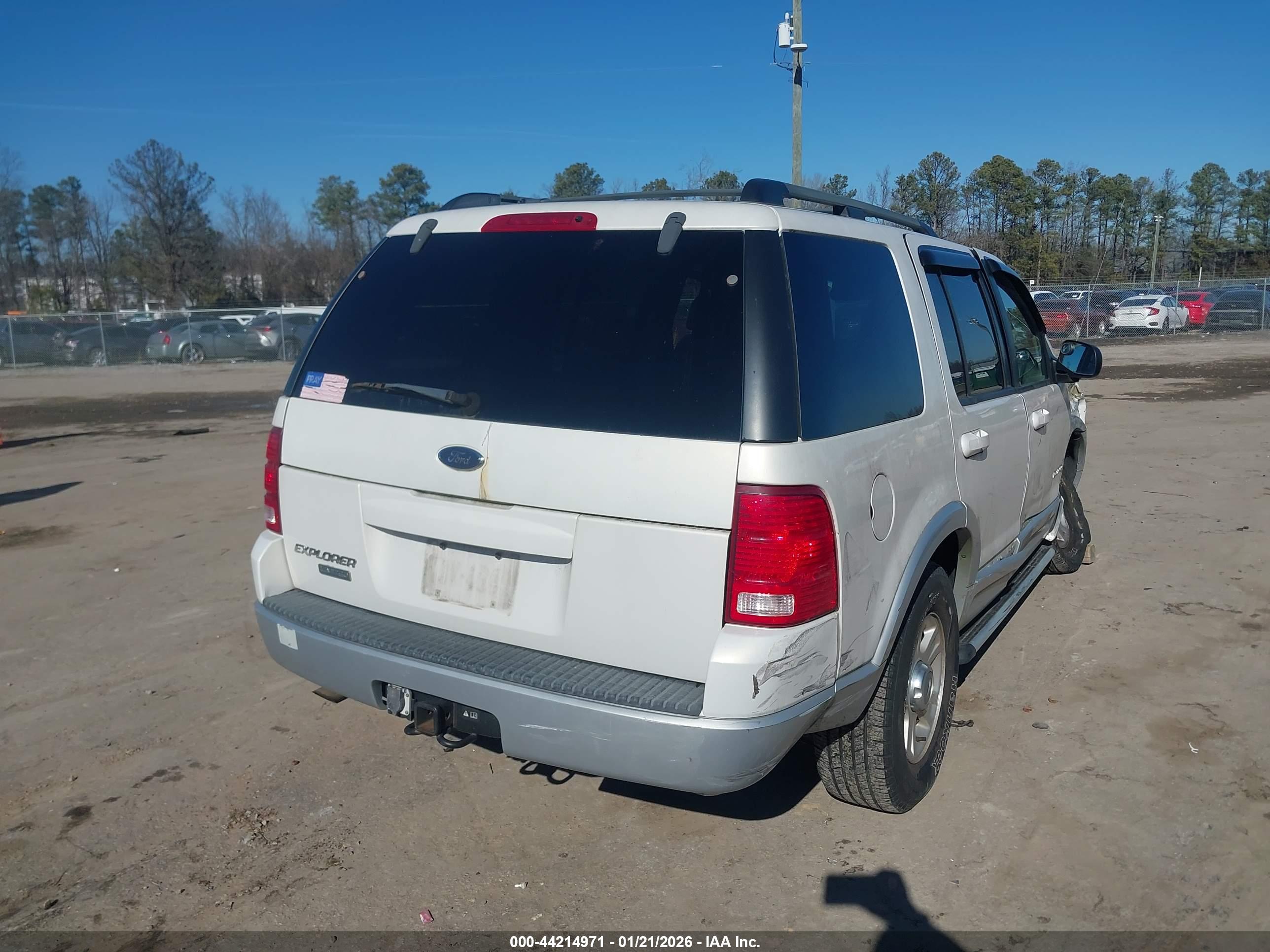 FORD EXPLORER image 4
