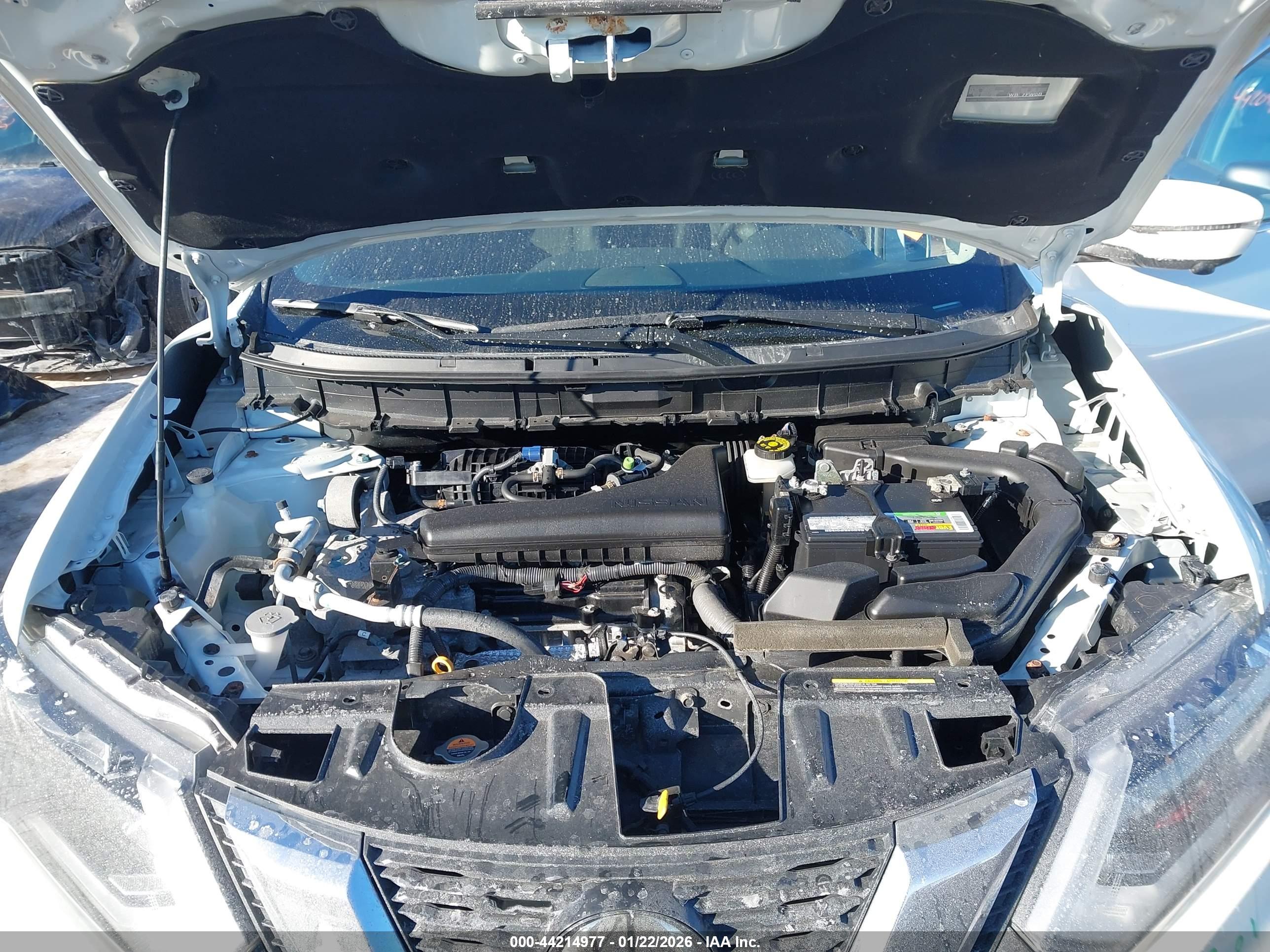 NISSAN ROGUE image 10