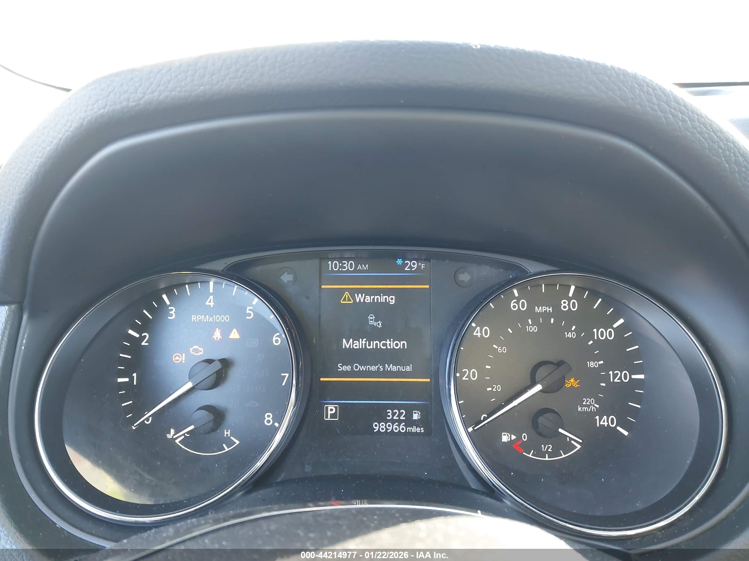 NISSAN ROGUE image 7