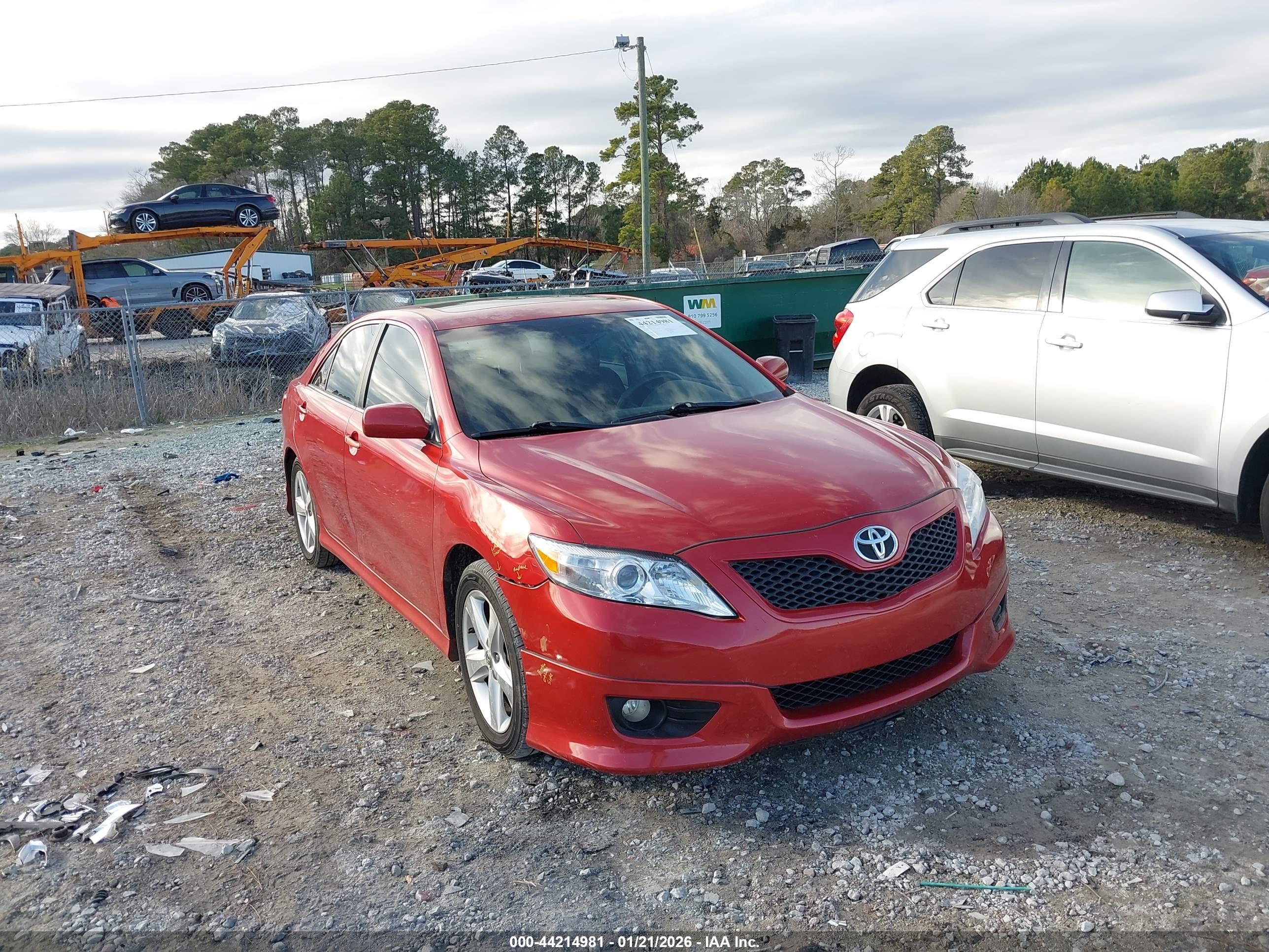 TOYOTA CAMRY image 6